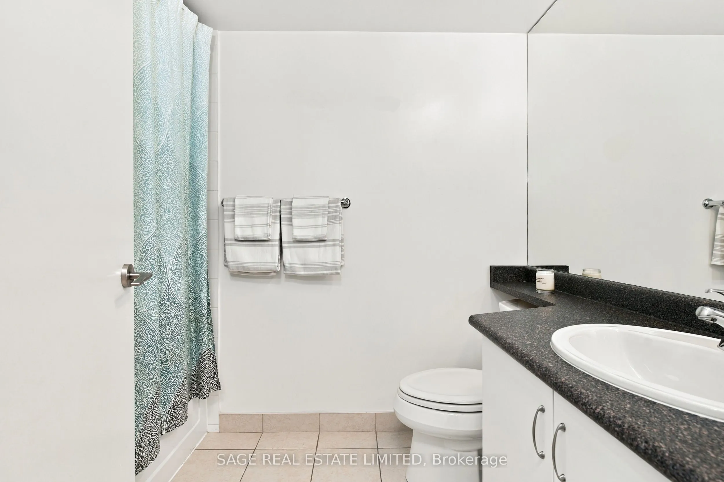 209 Fort York Boulevard #579