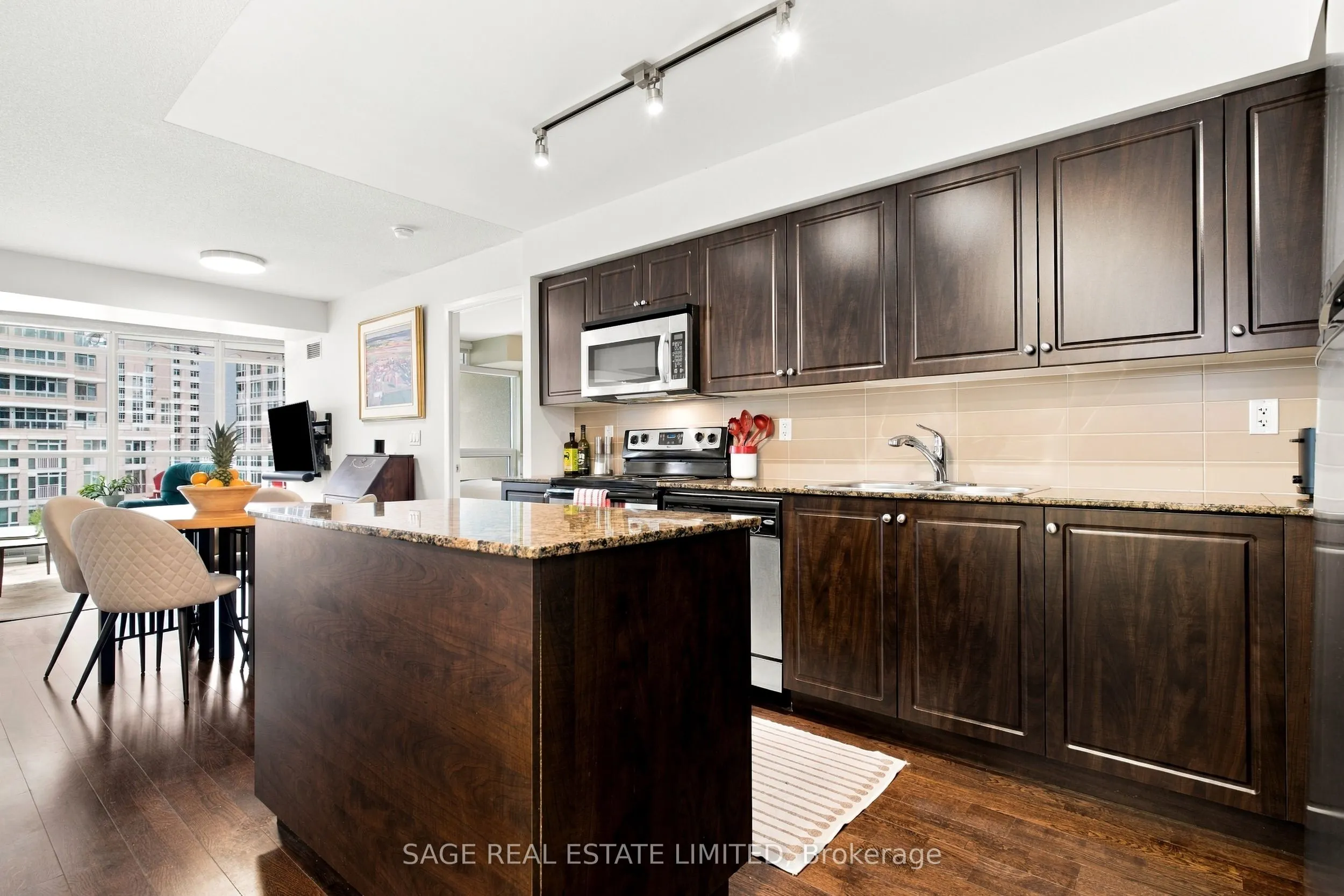 209 Fort York Boulevard #579