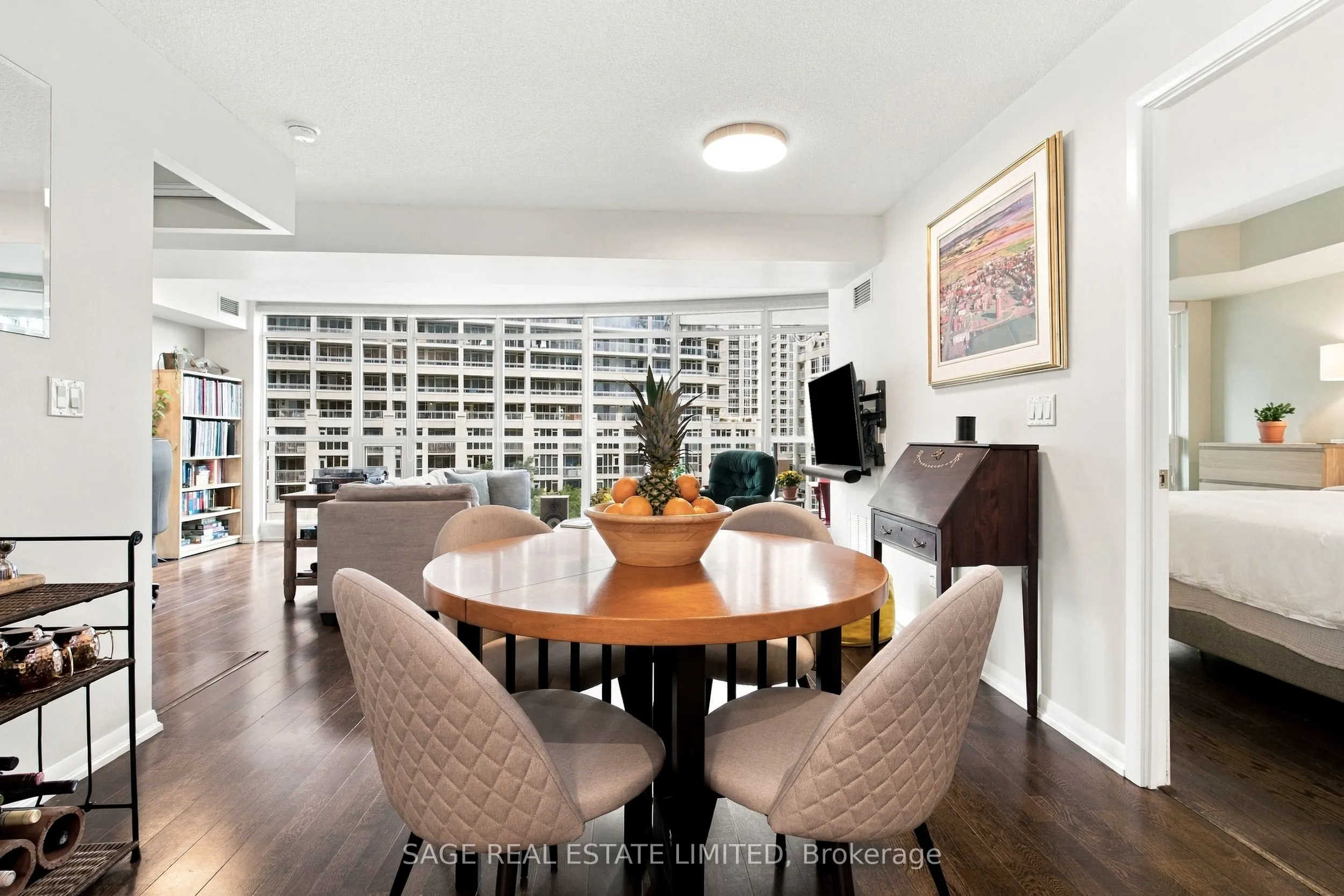209 Fort York Boulevard #579