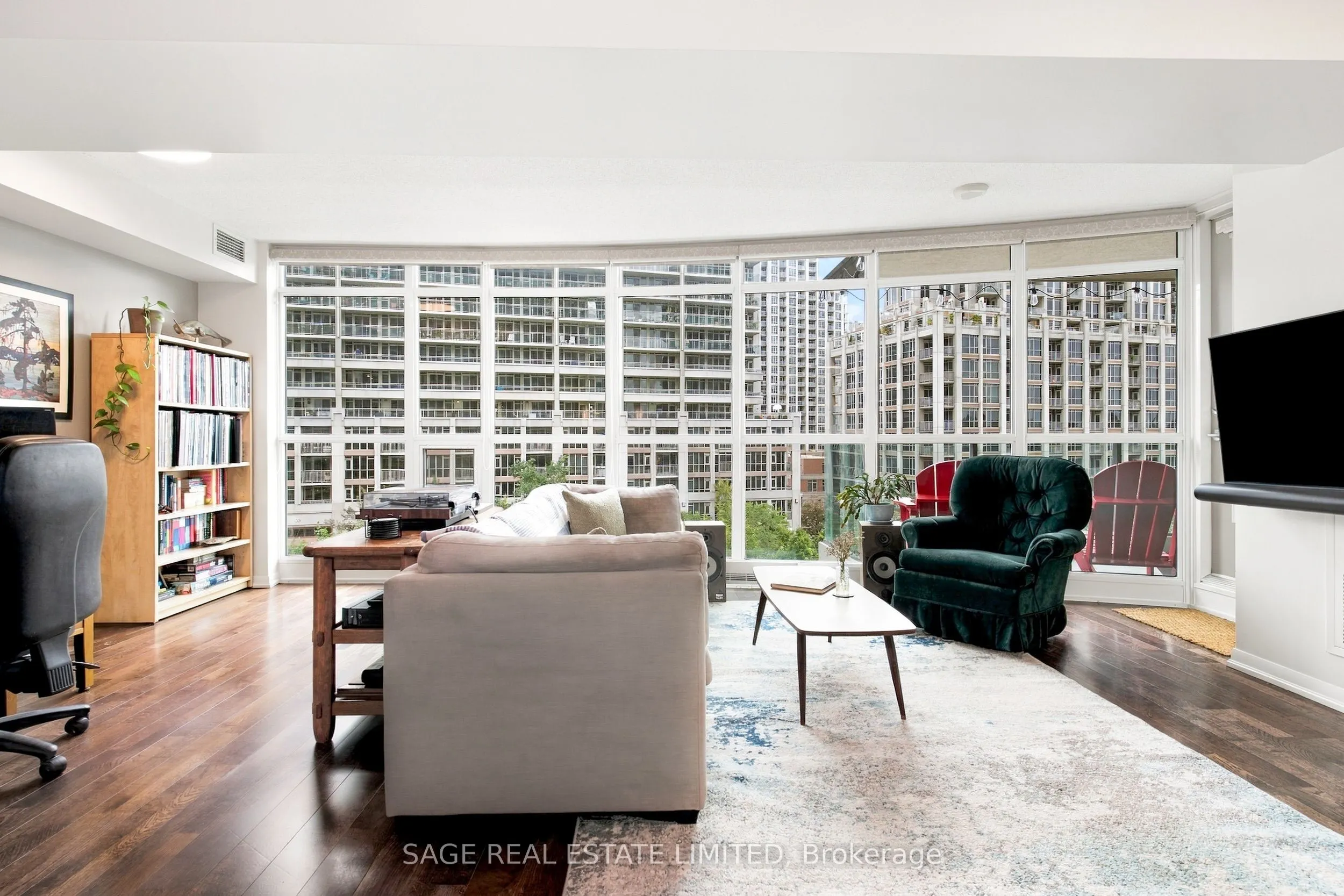 209 Fort York Boulevard #579