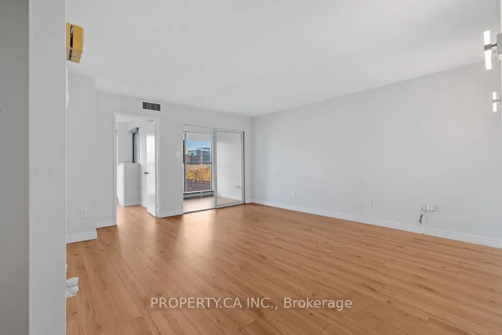 65 Scadding Avenue #608