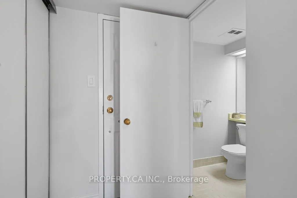 65 Scadding Avenue #608