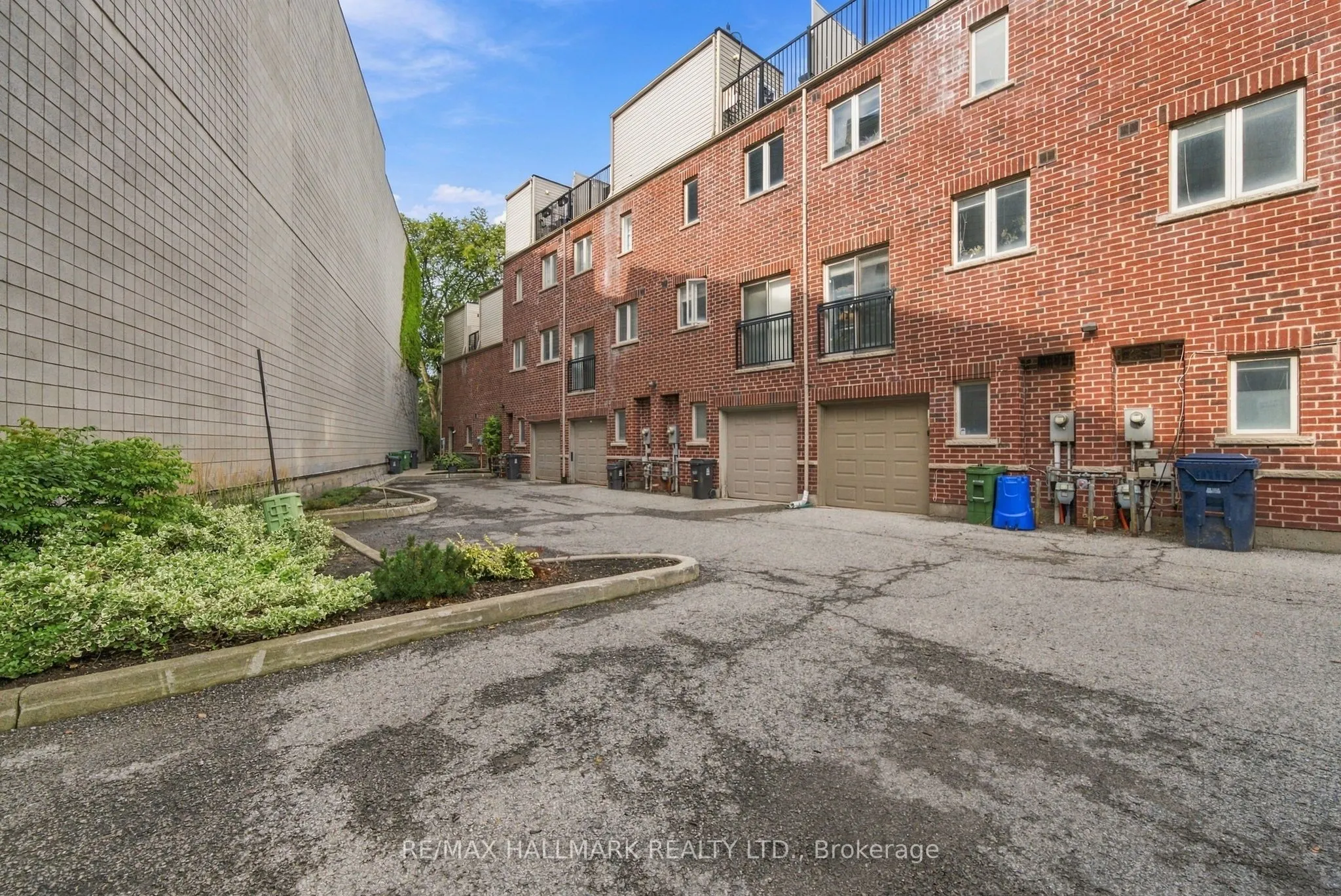 549 Shuter Street