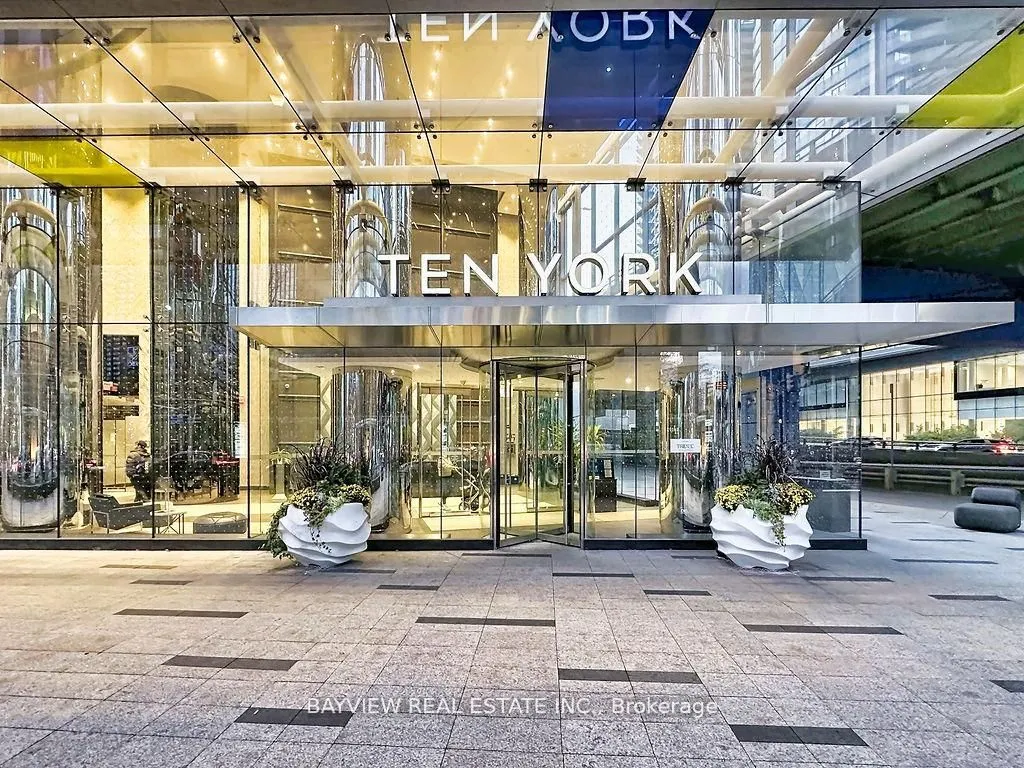 10 York Street #4110