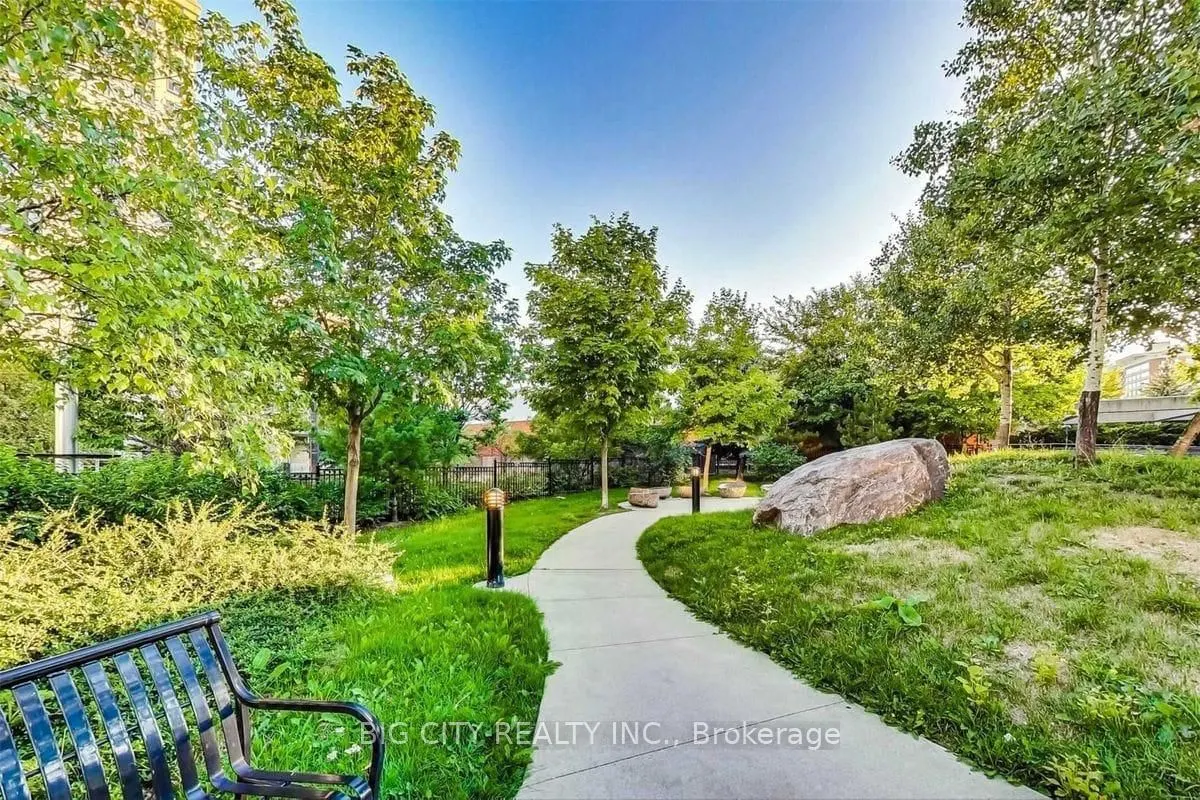 7 Kenaston Gardens #Lph7