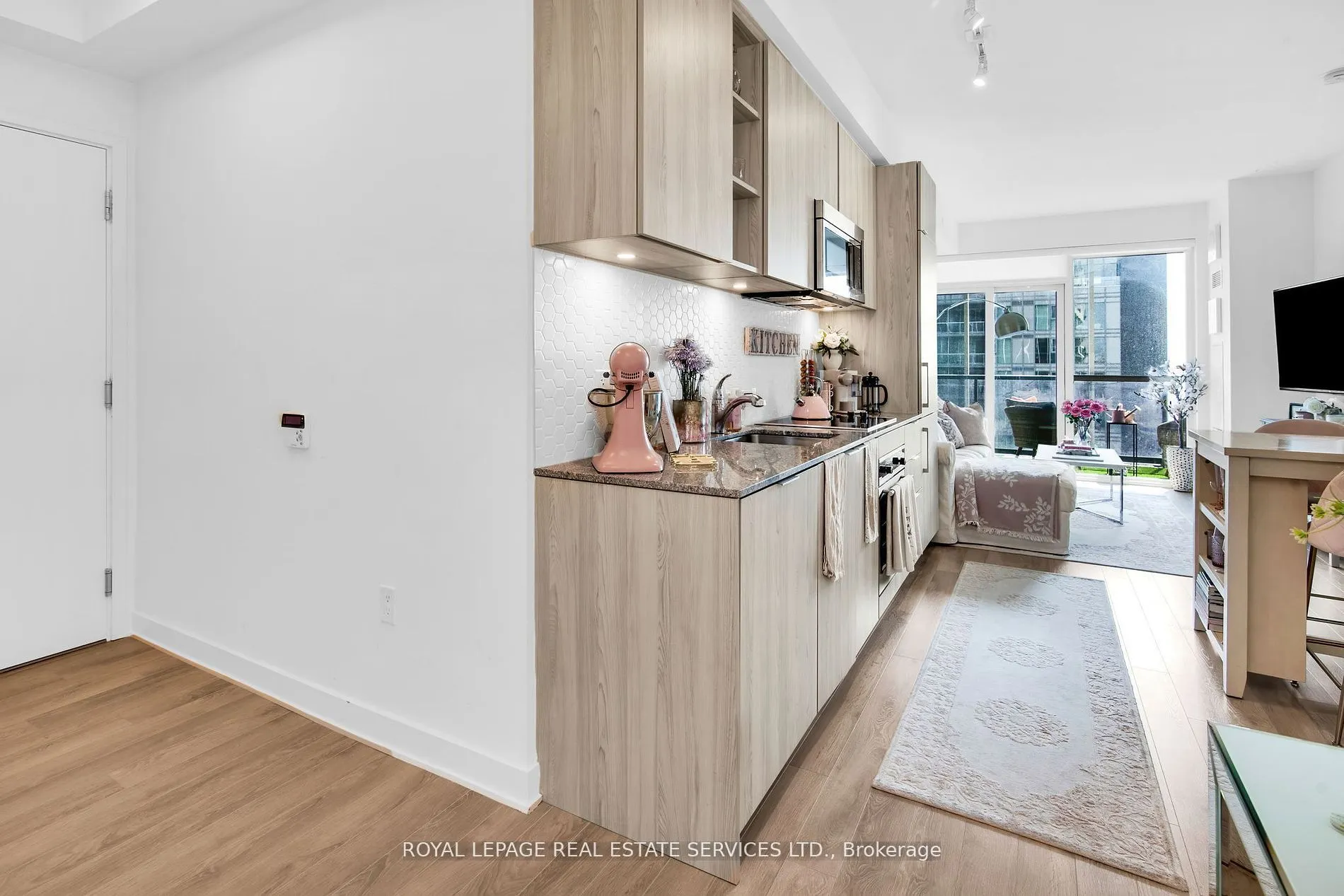 50 Ordnance Street #2302