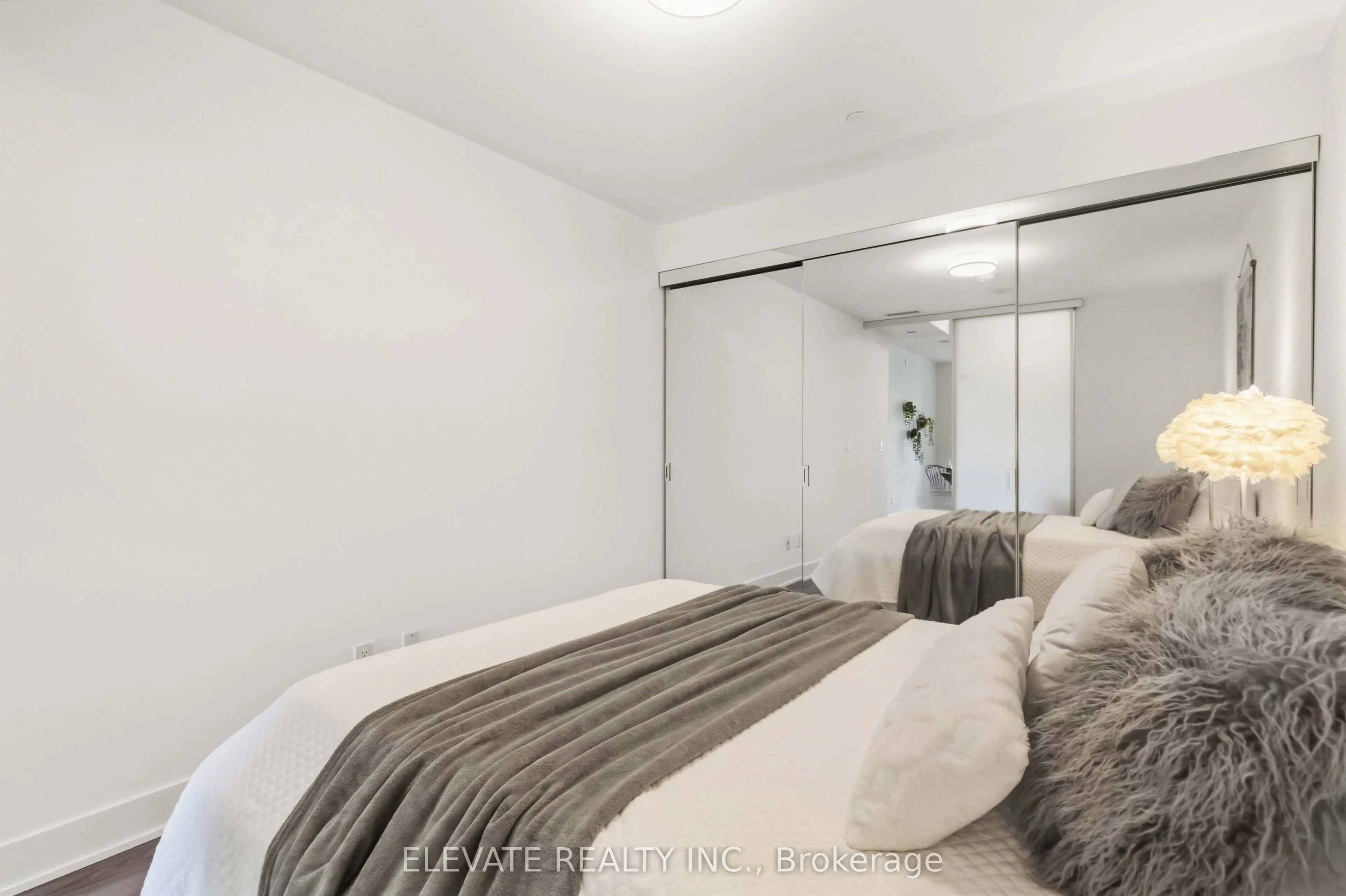 38 Cameron Street #828