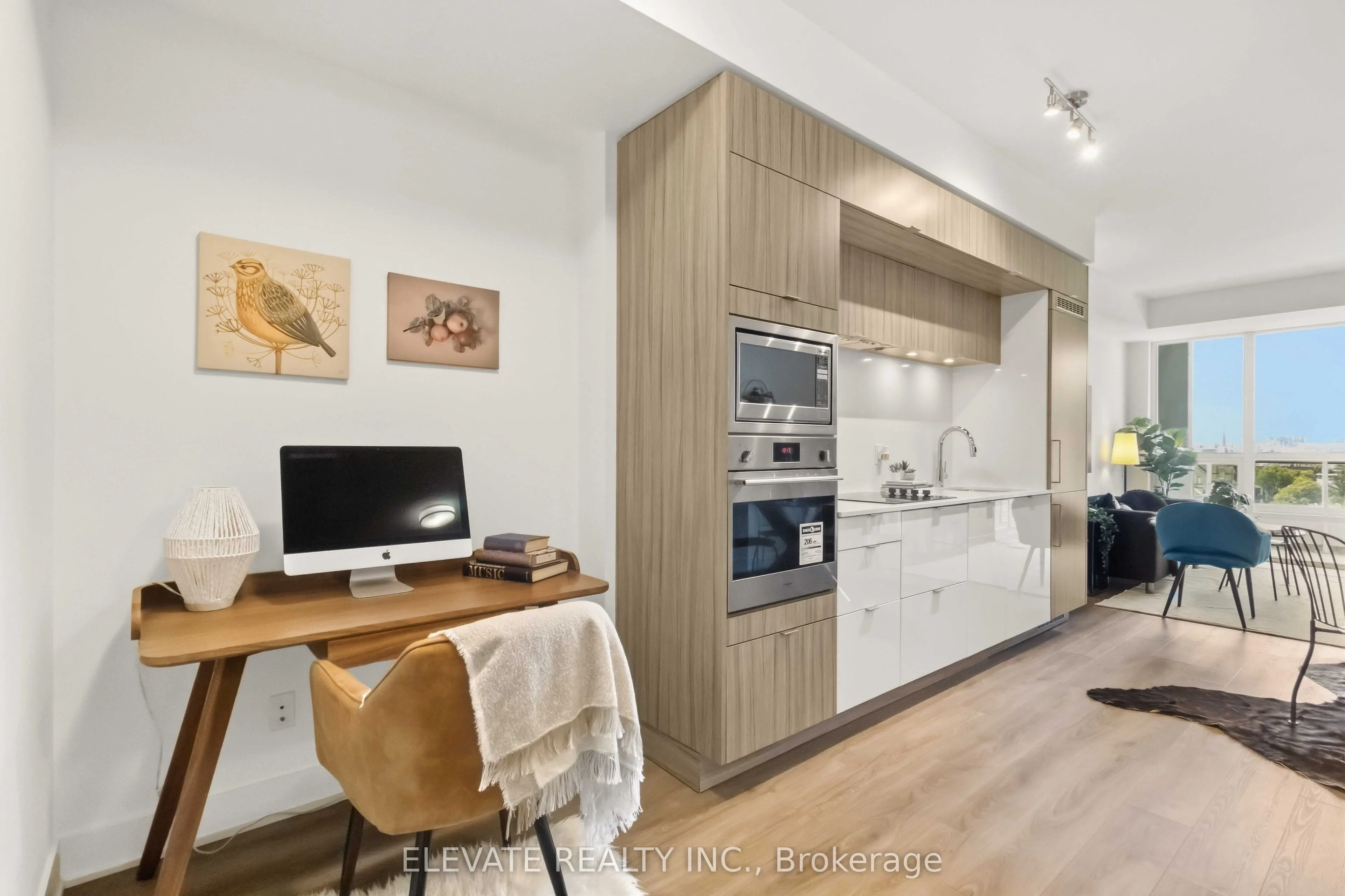 38 Cameron Street #828