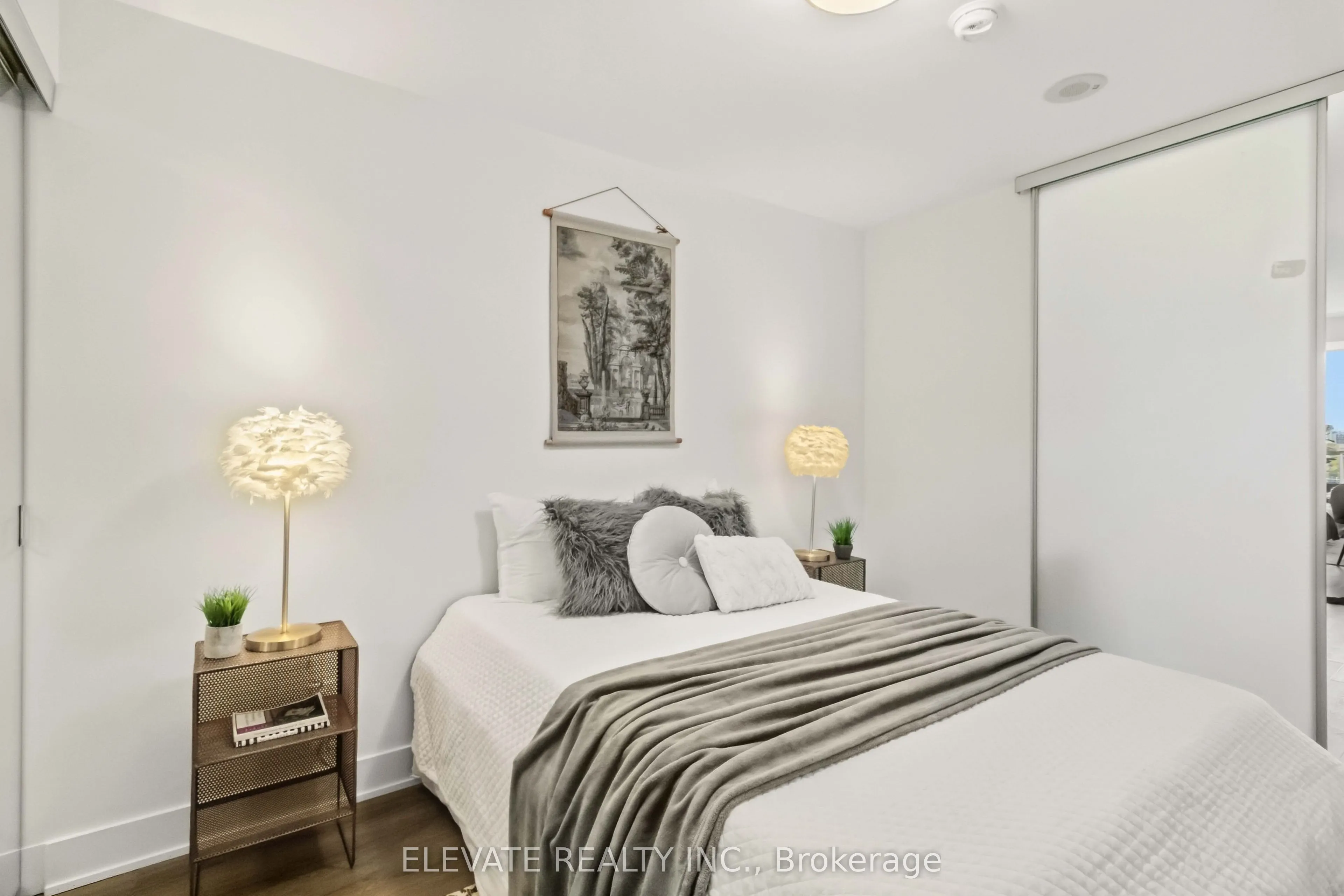 38 Cameron Street #828