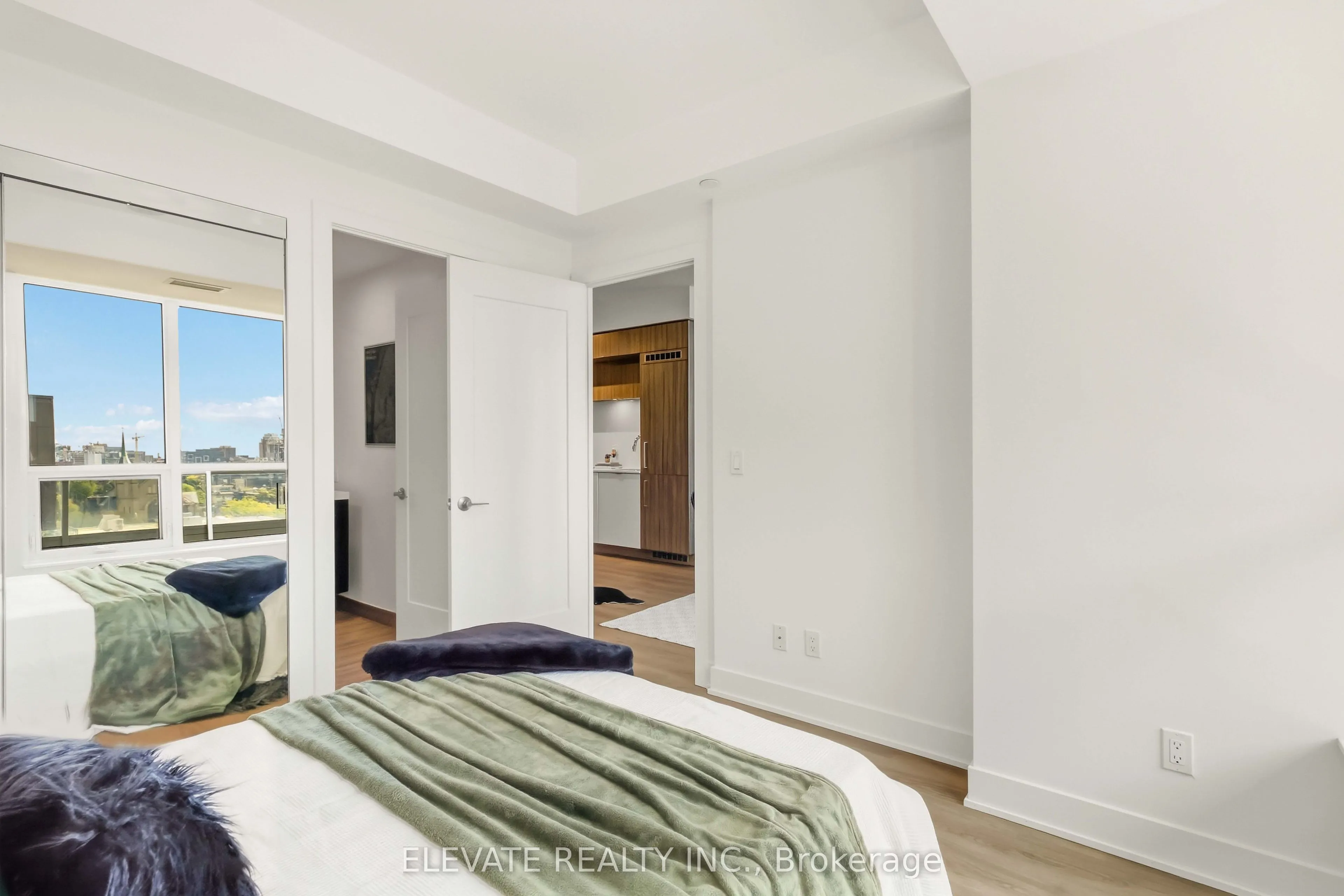 38 Cameron Street #828