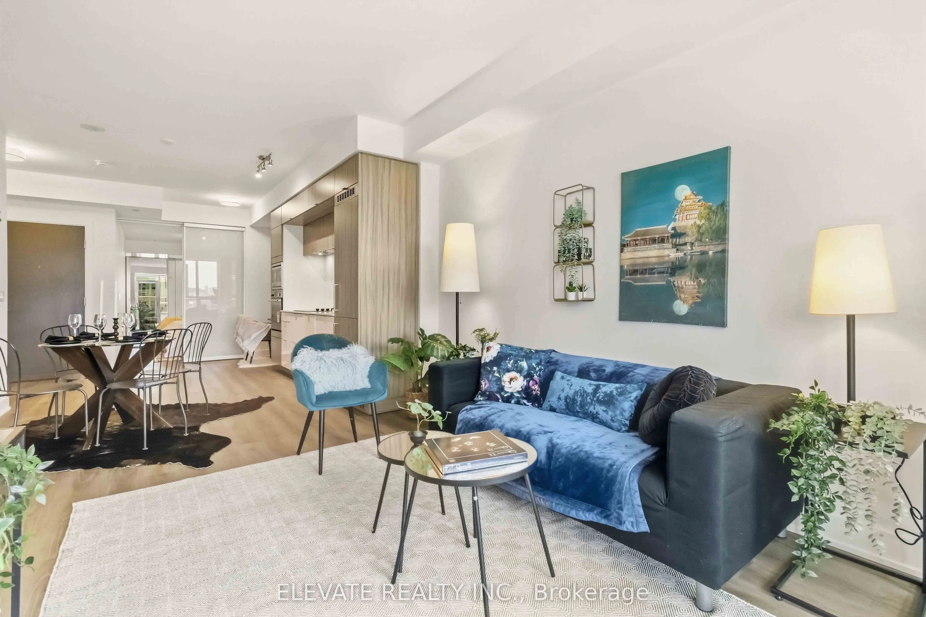 38 Cameron Street #828