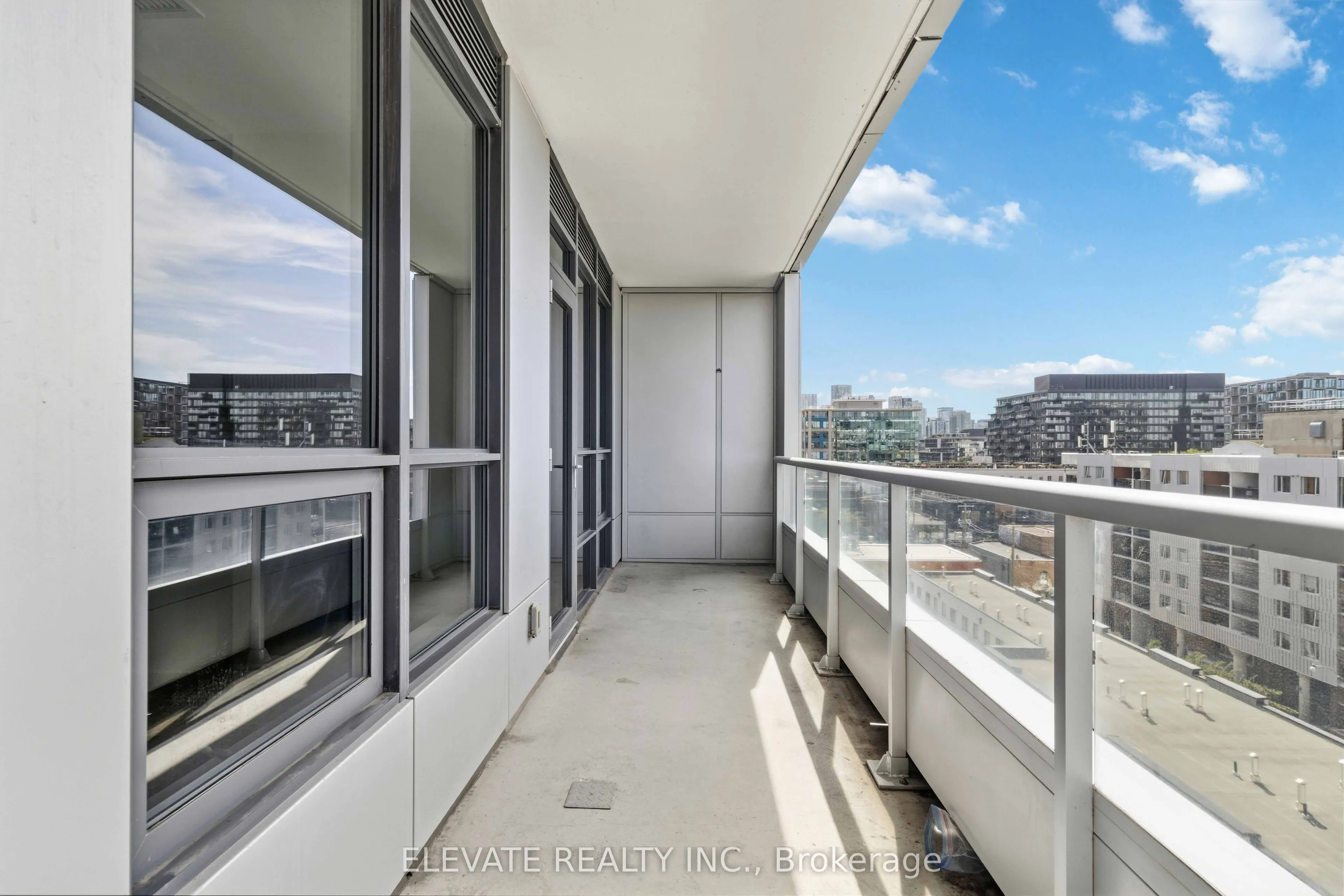 38 Cameron Street #828