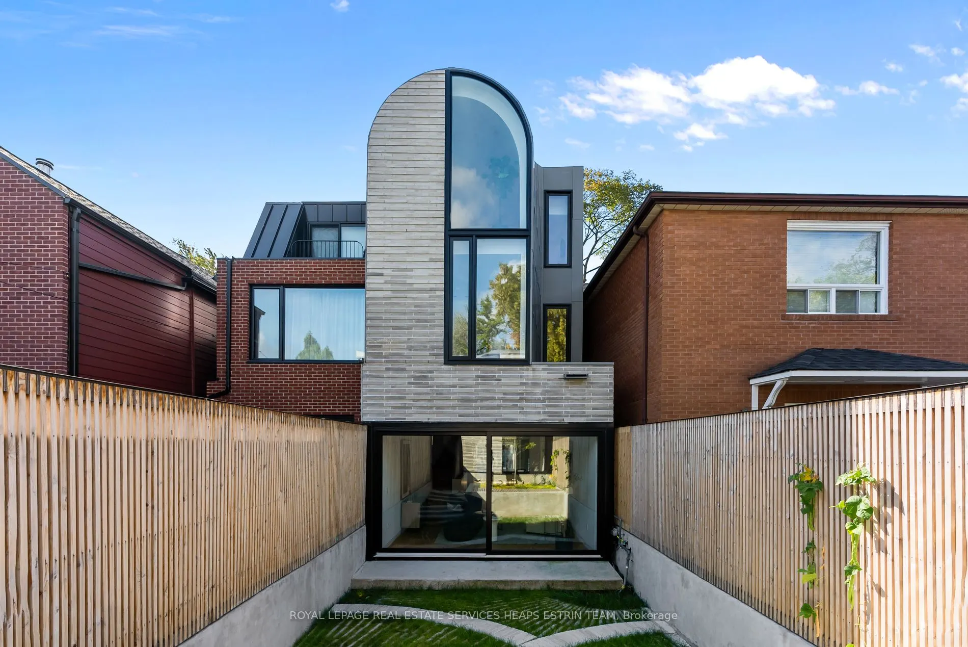 44 Foxley Street
