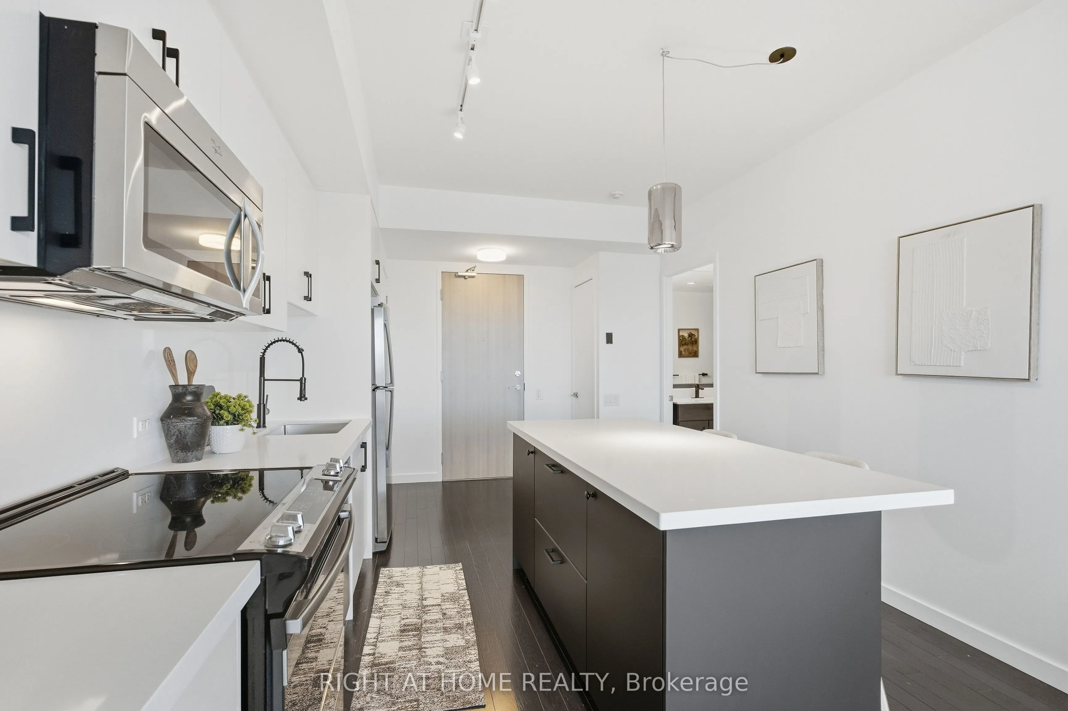 390 Cherry Street #1708