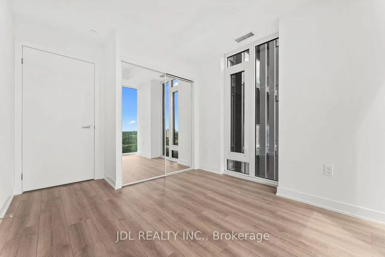 1 Quarrington Lane #3803