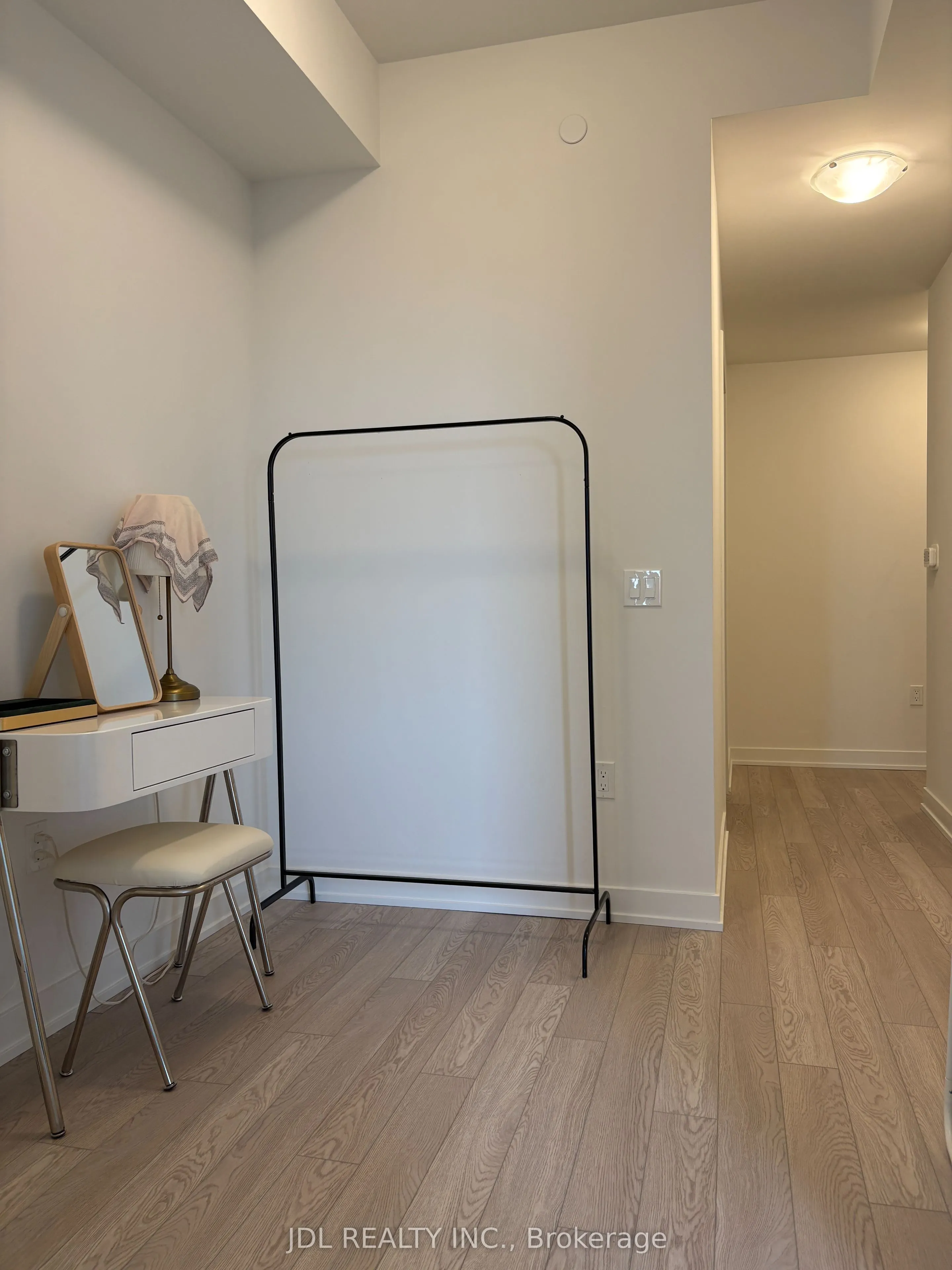 1 Quarrington Lane #3803