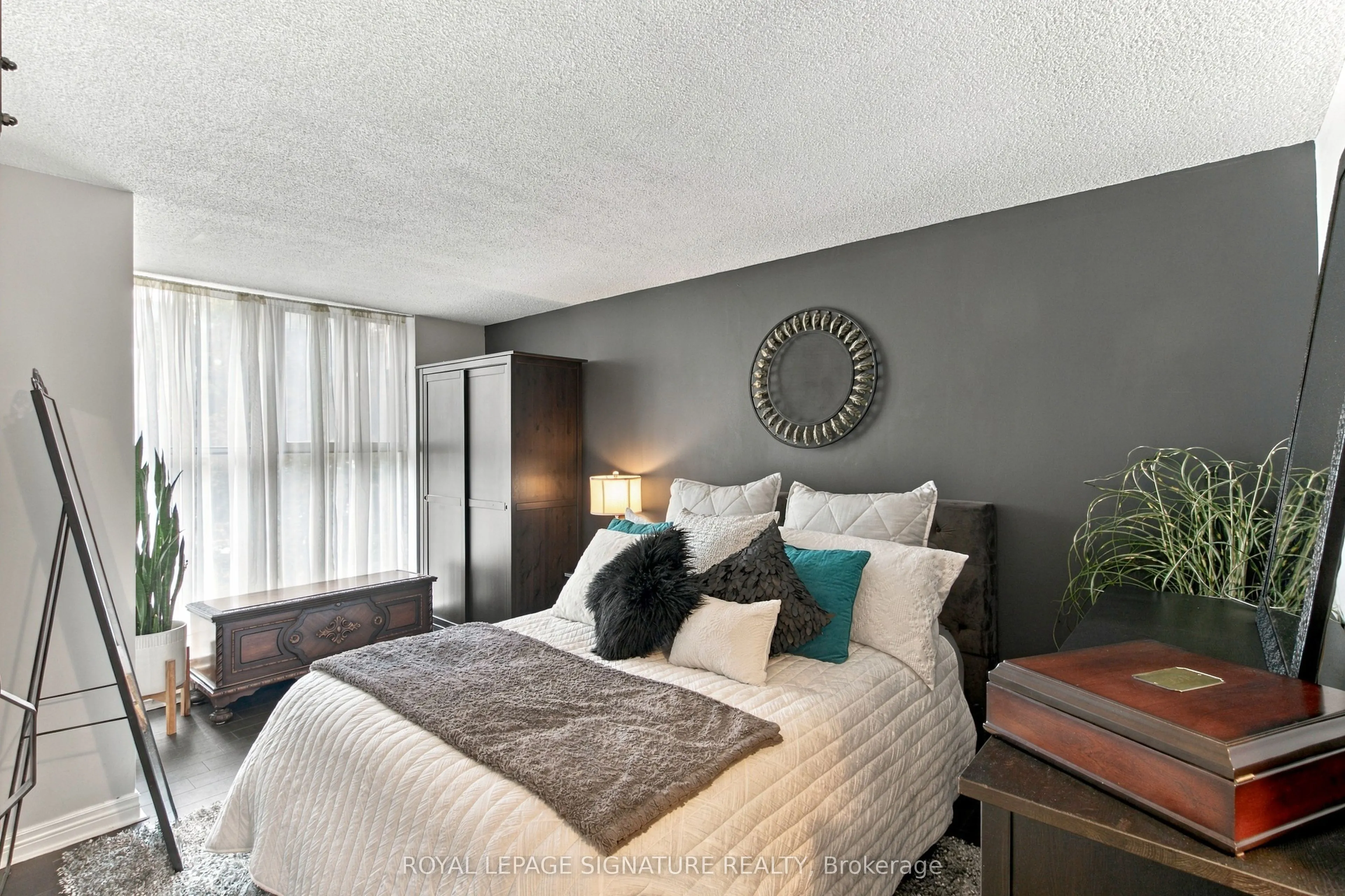 65 Scadding Avenue #301