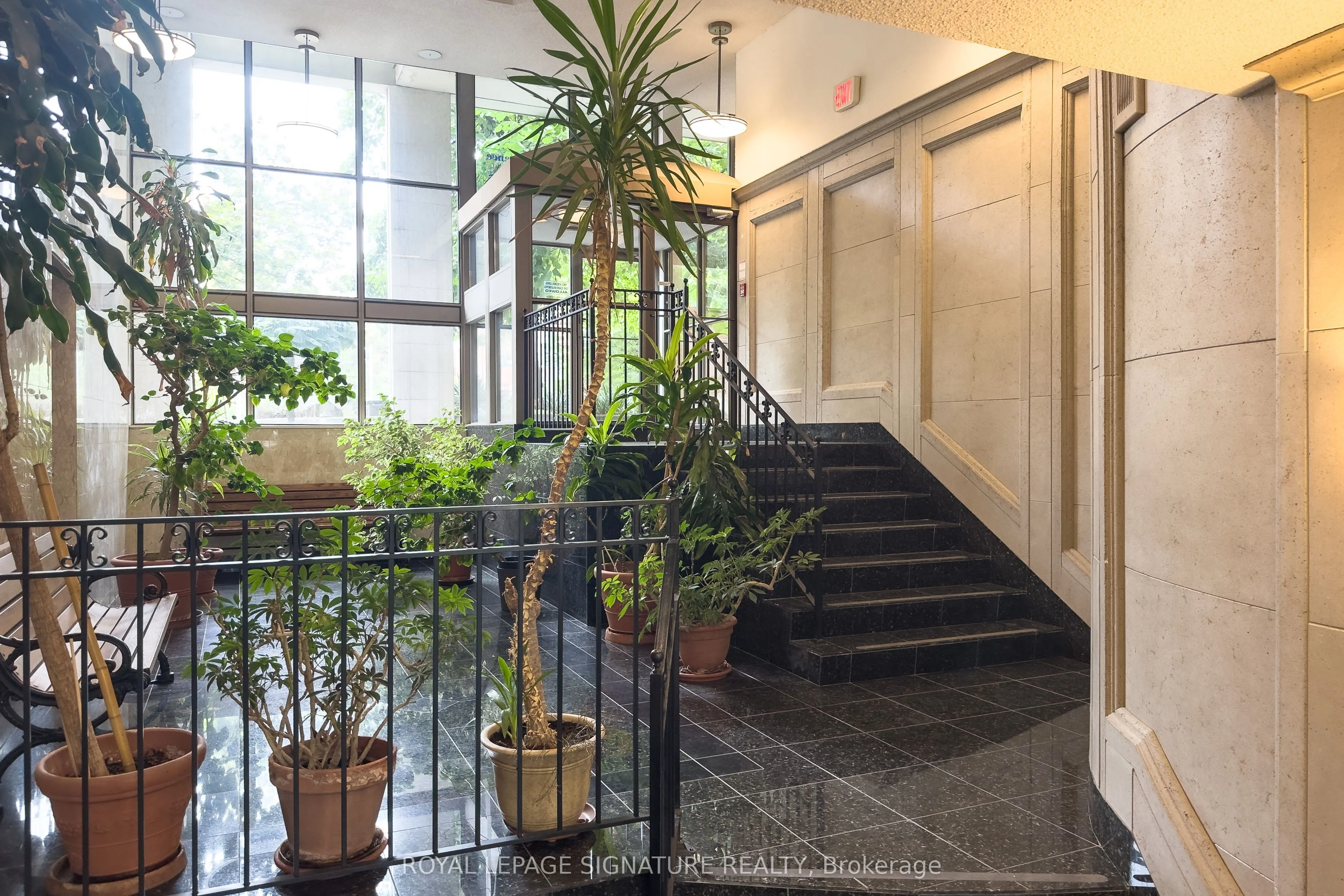 65 Scadding Avenue #301
