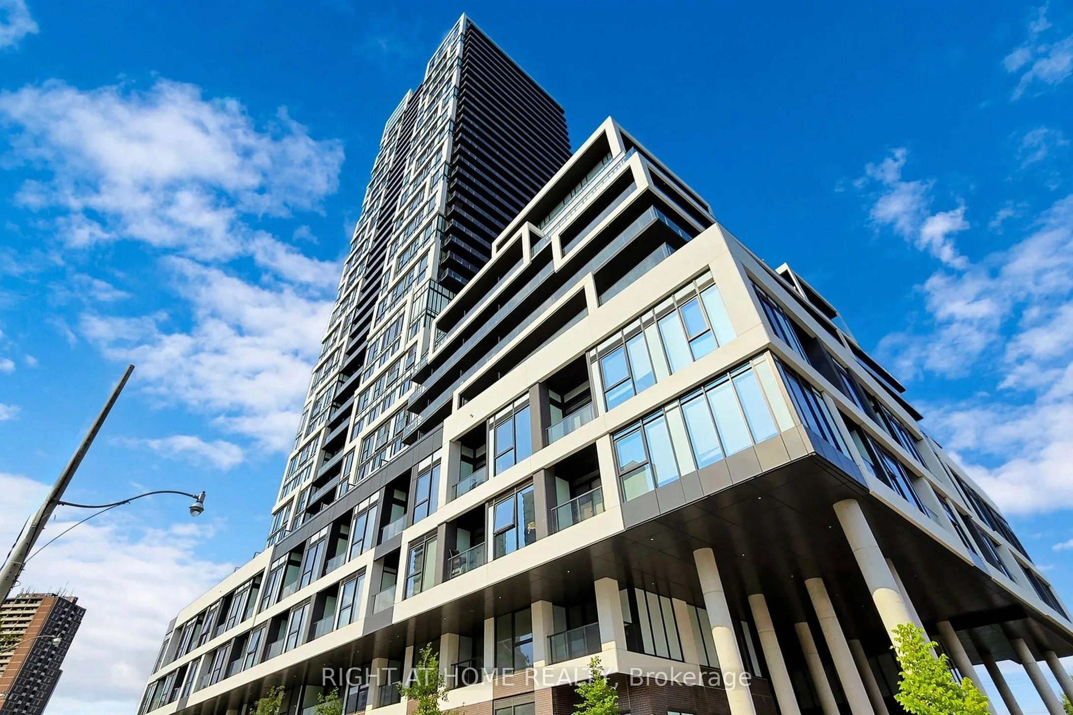 5 Defries Street #2502