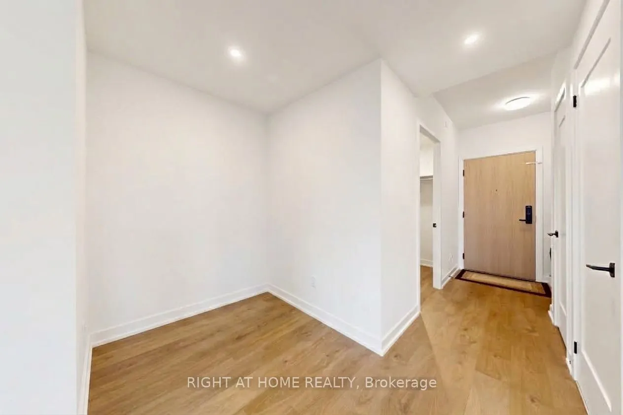 5 Defries Street #2502