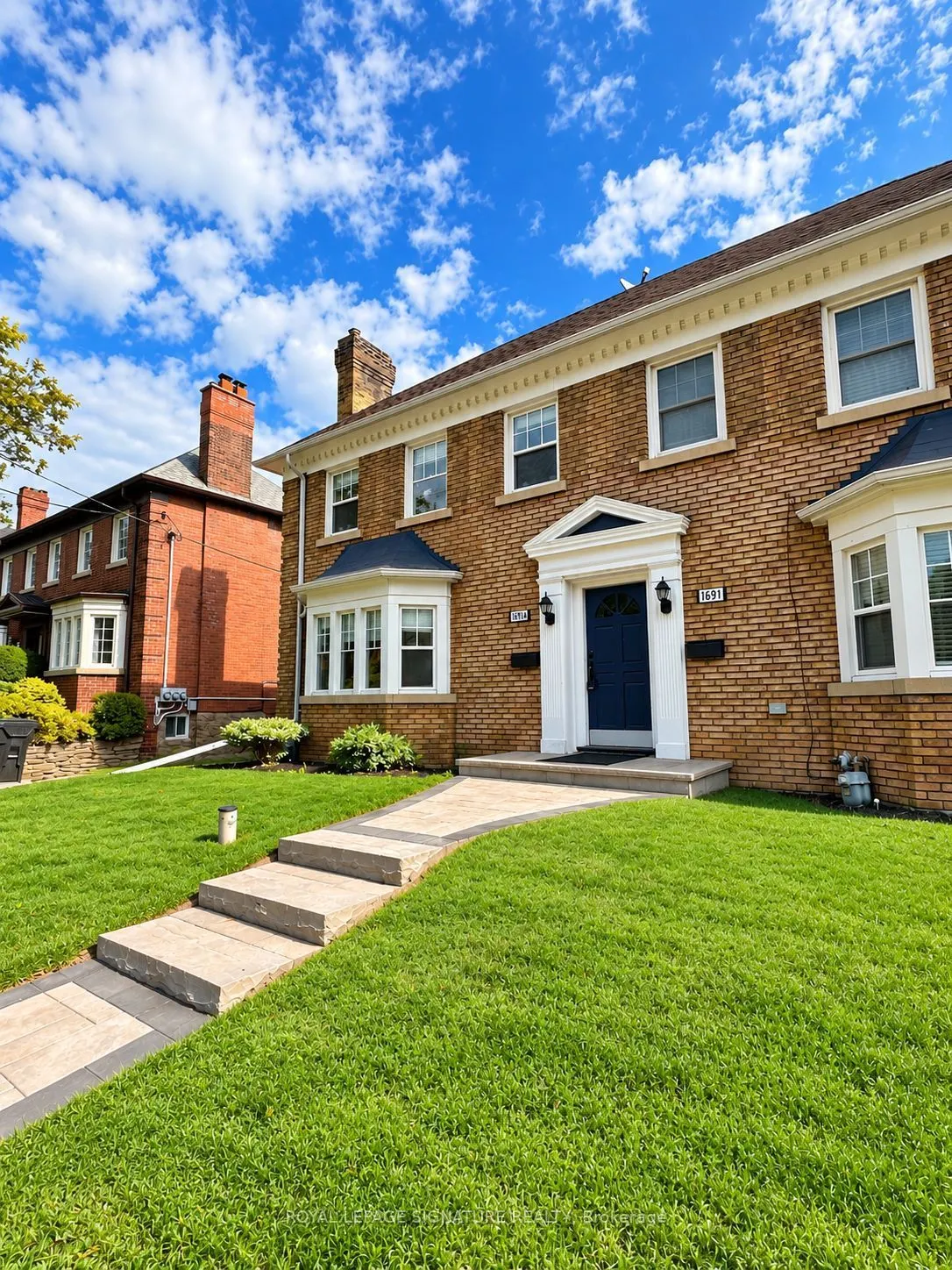 1691 Bathurst Street #Main