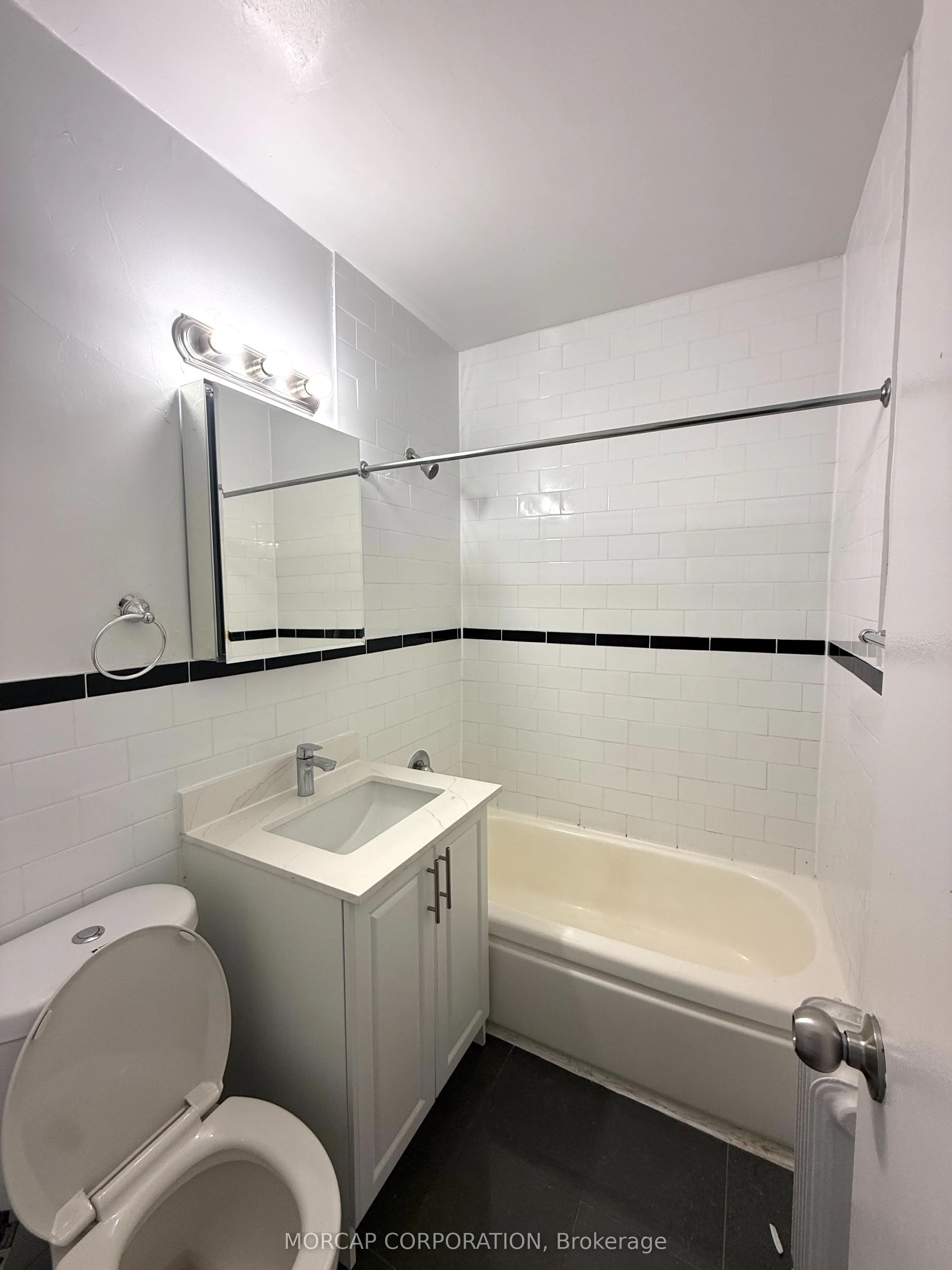 2895 Bathurst Street #508