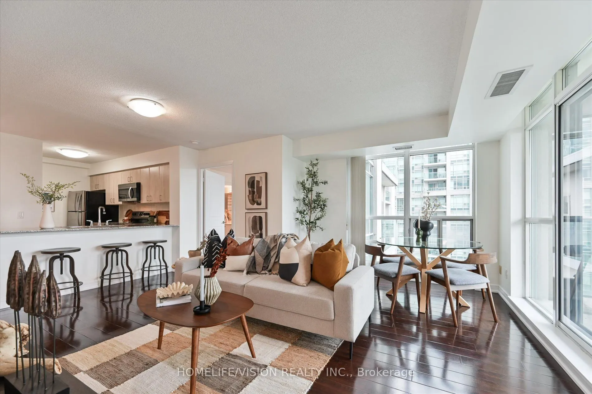 31 Bales Avenue #1801