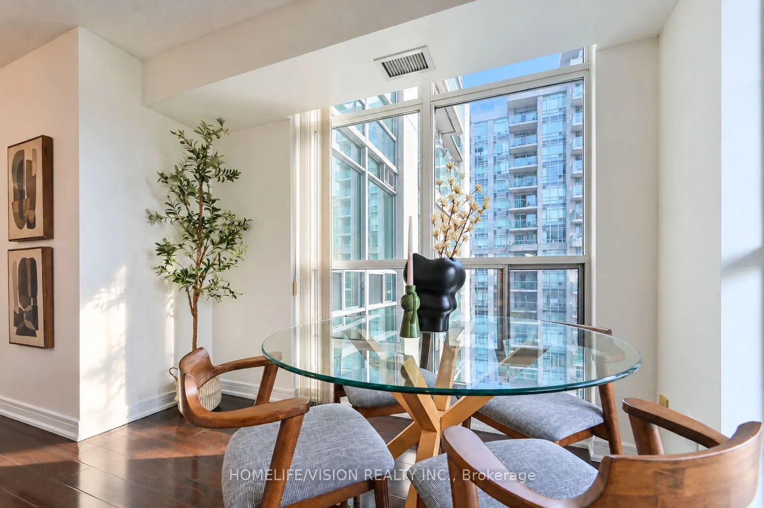 31 Bales Avenue #1801