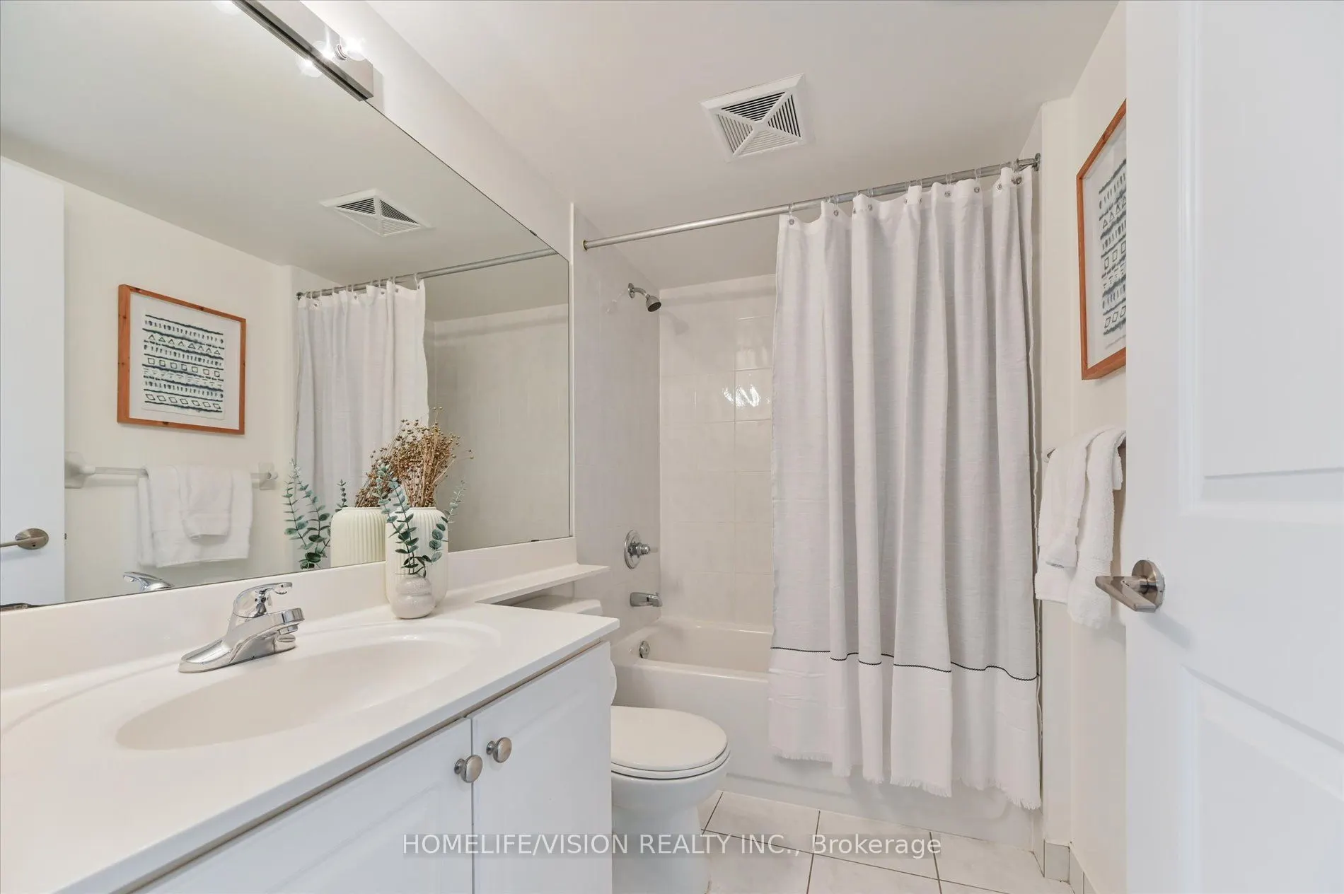 31 Bales Avenue #1801