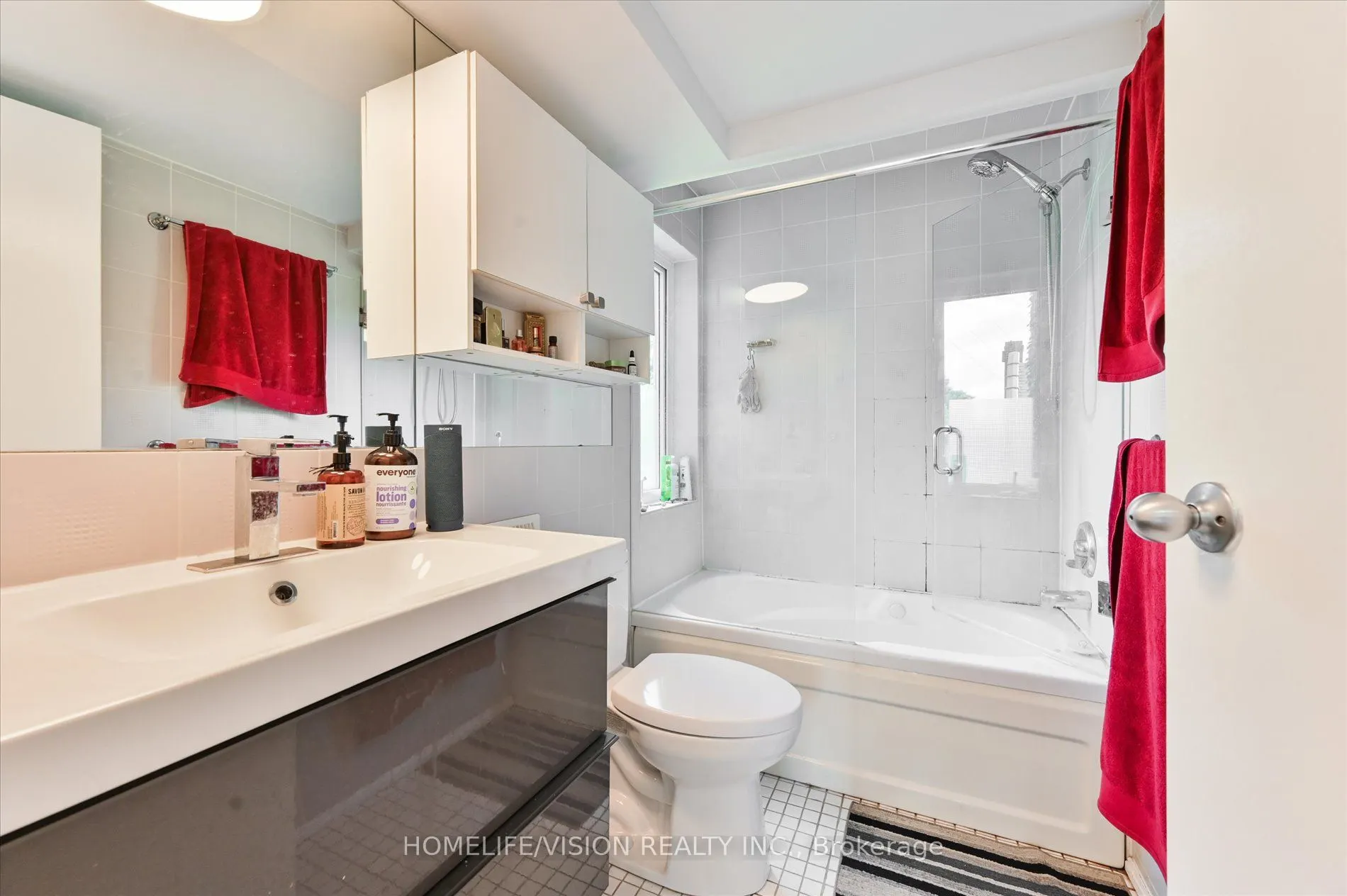 400 Summerhill Avenue #3rd Flr