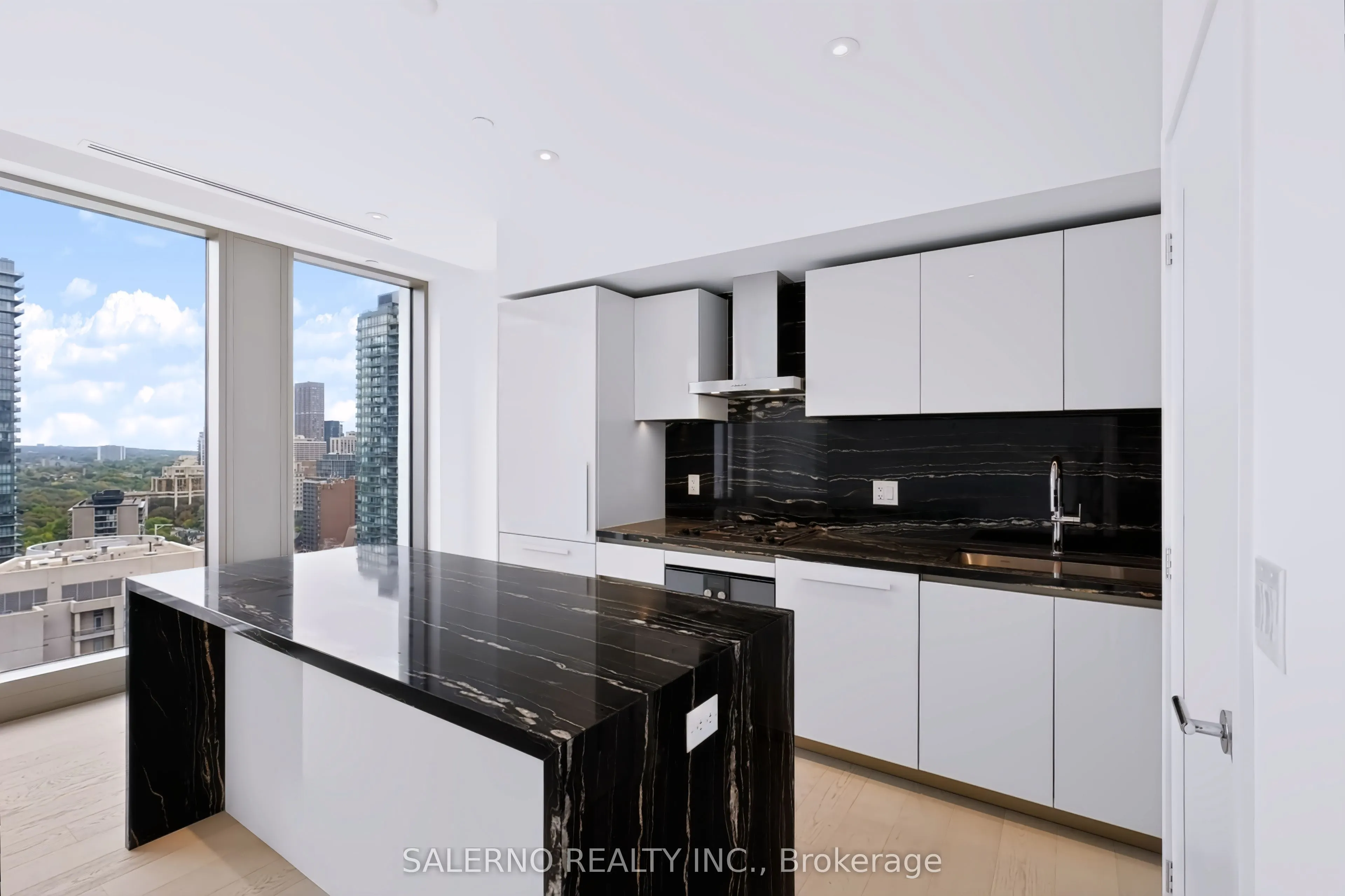 1315 Bay Street #2101
