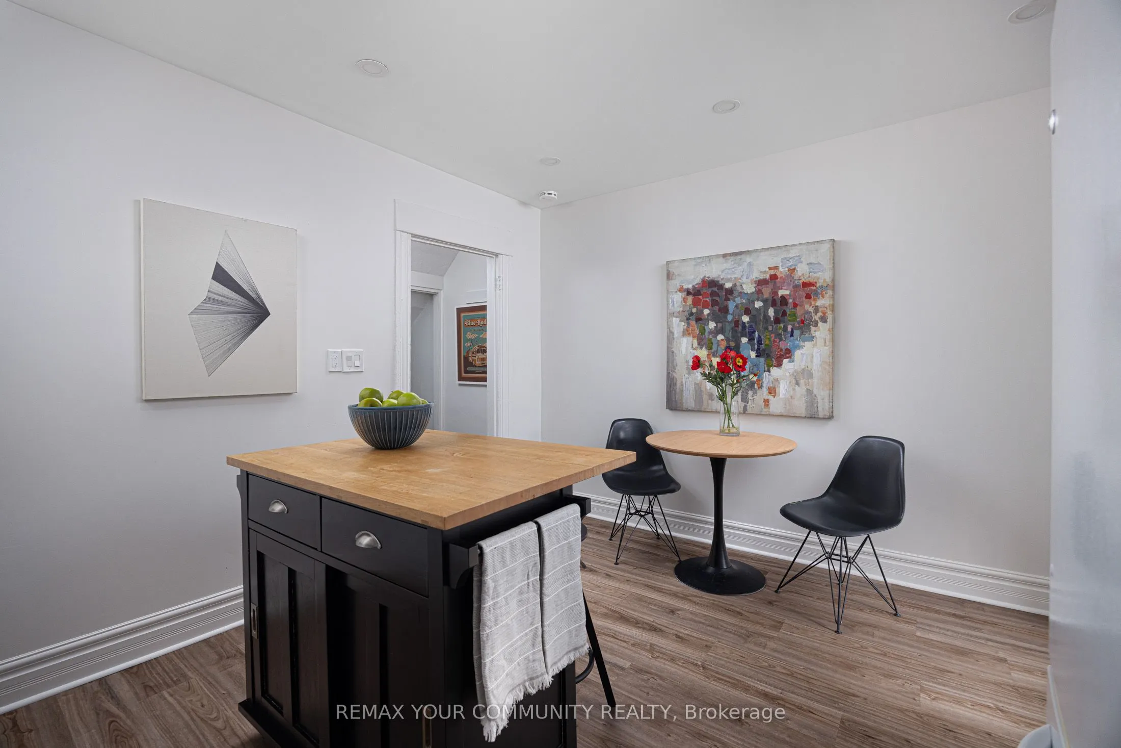 17 Muir Avenue
