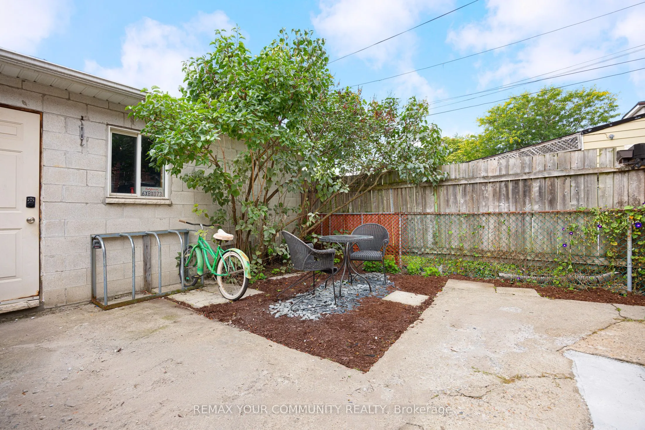 17 Muir Avenue