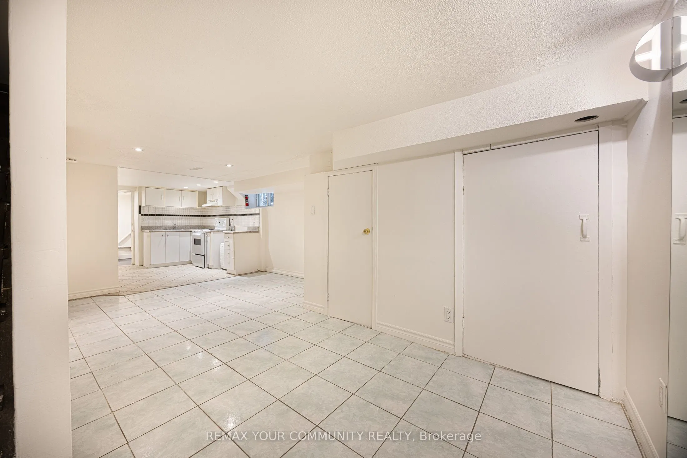 17 Muir Avenue