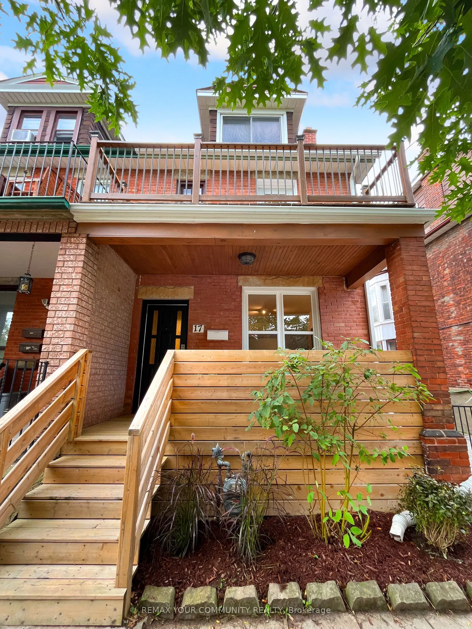 17 Muir Avenue