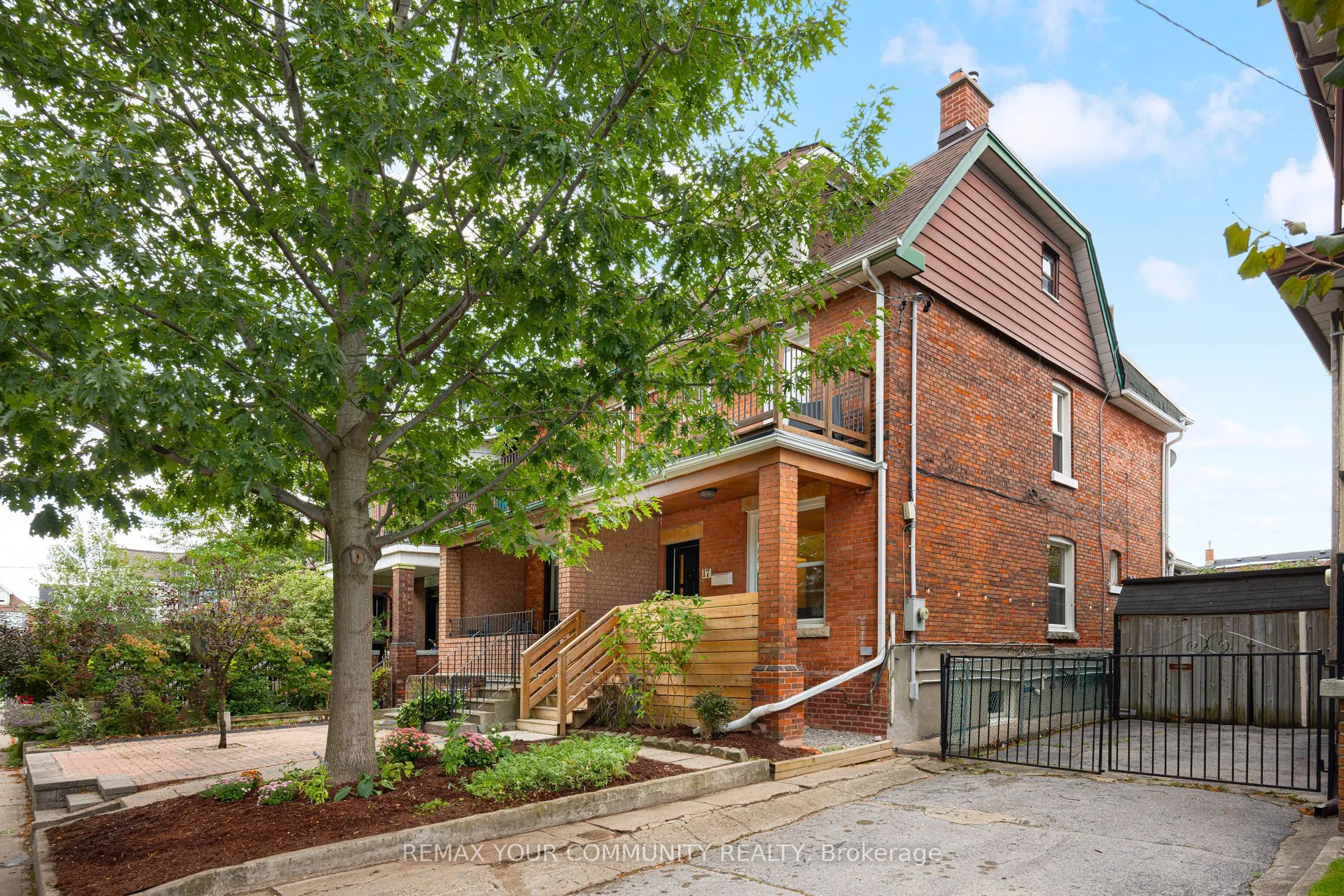 17 Muir Avenue