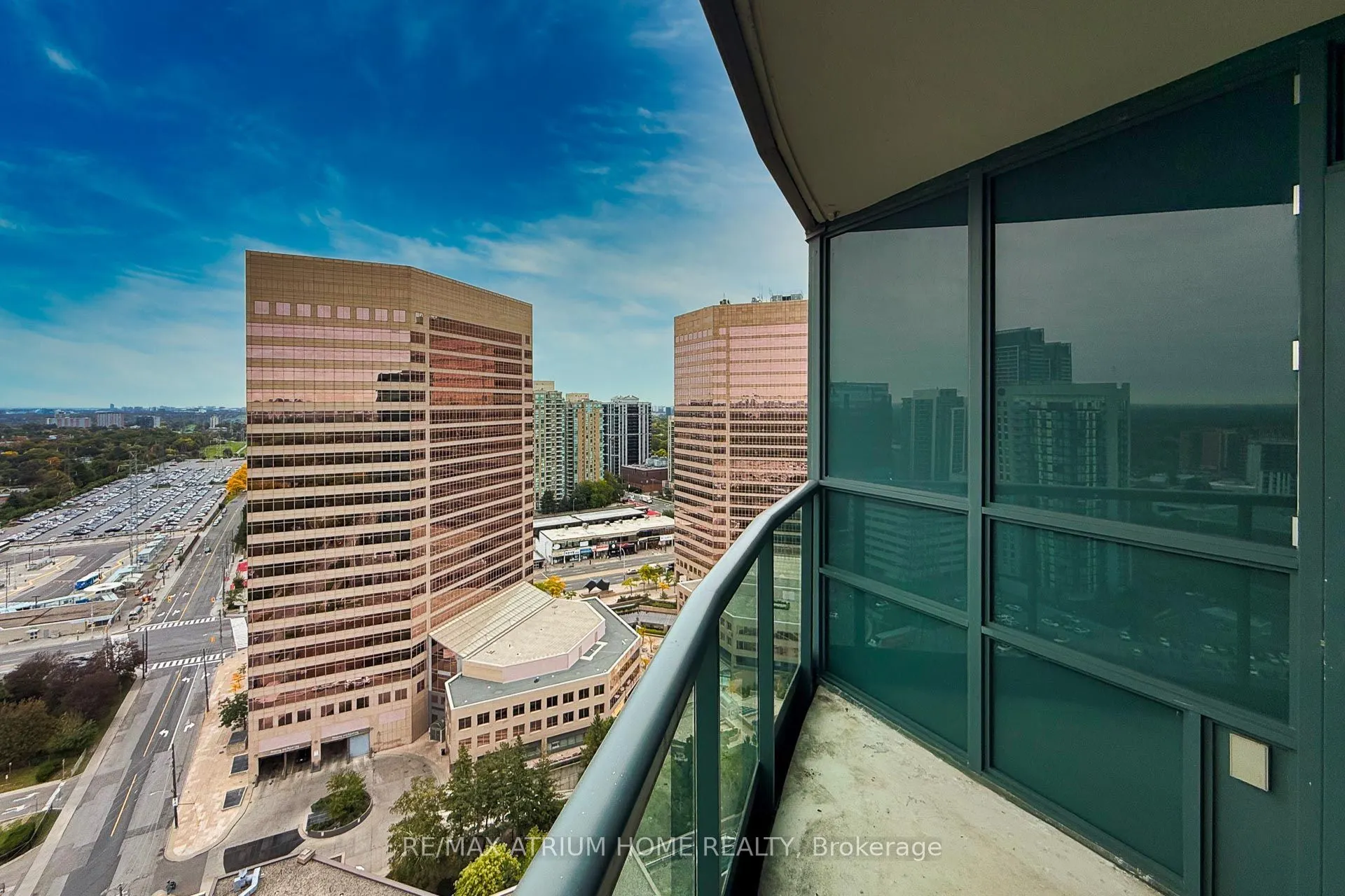 25 Greenview Avenue #2320
