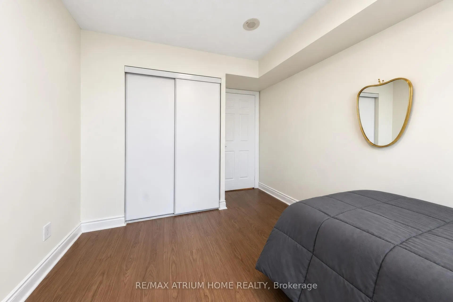 25 Greenview Avenue #2320