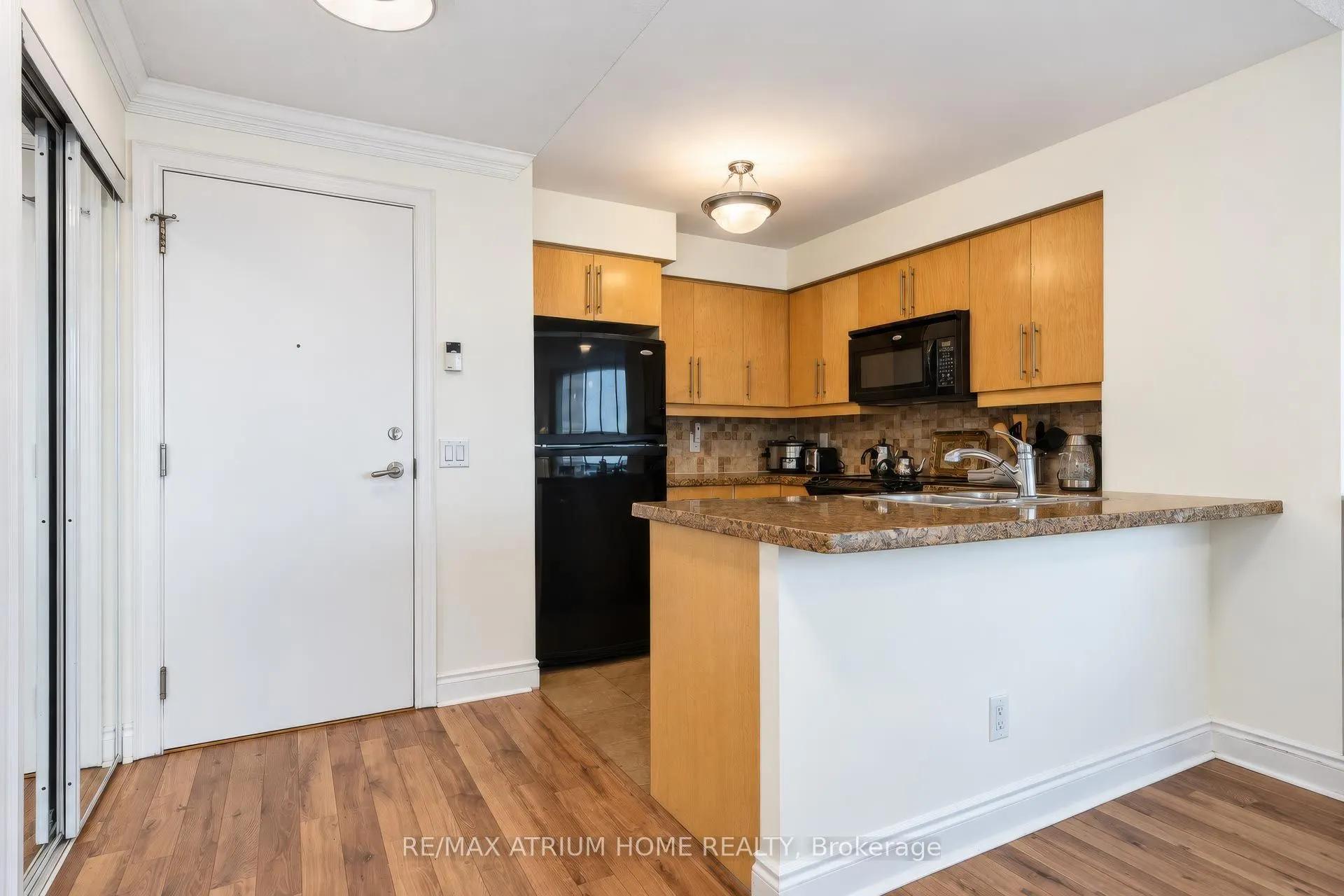 25 Greenview Avenue #2320