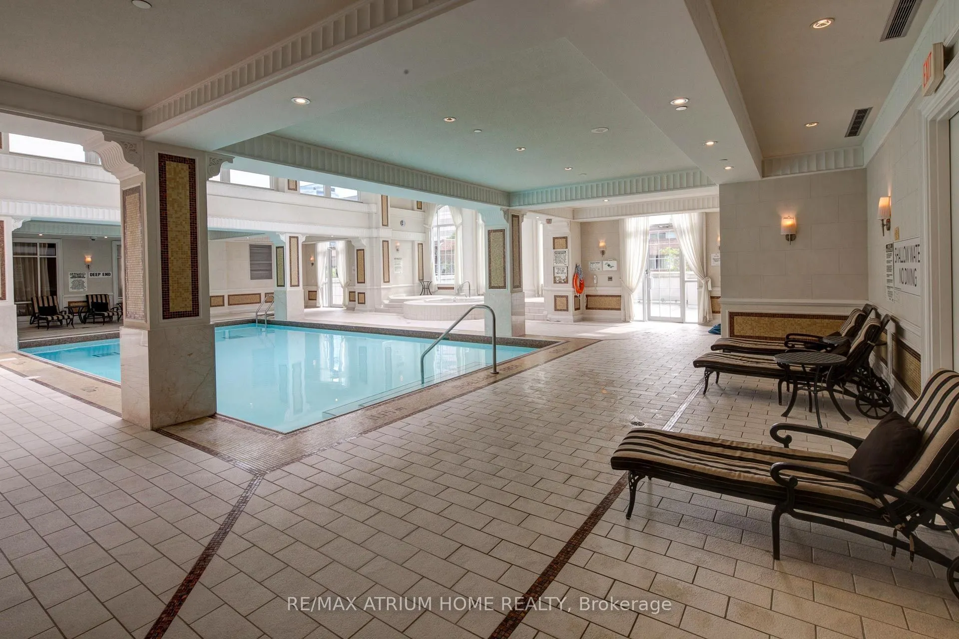 25 Greenview Avenue #2320