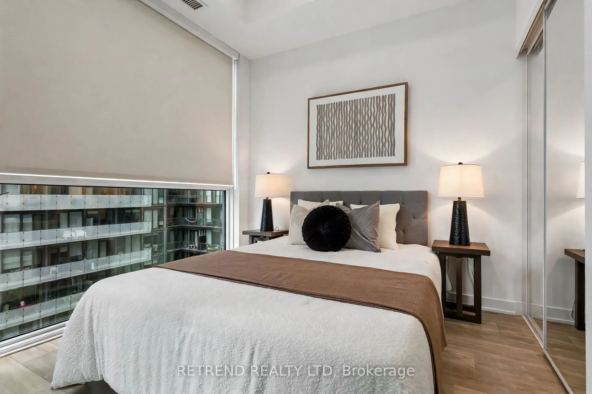 70 Princess Street #1725