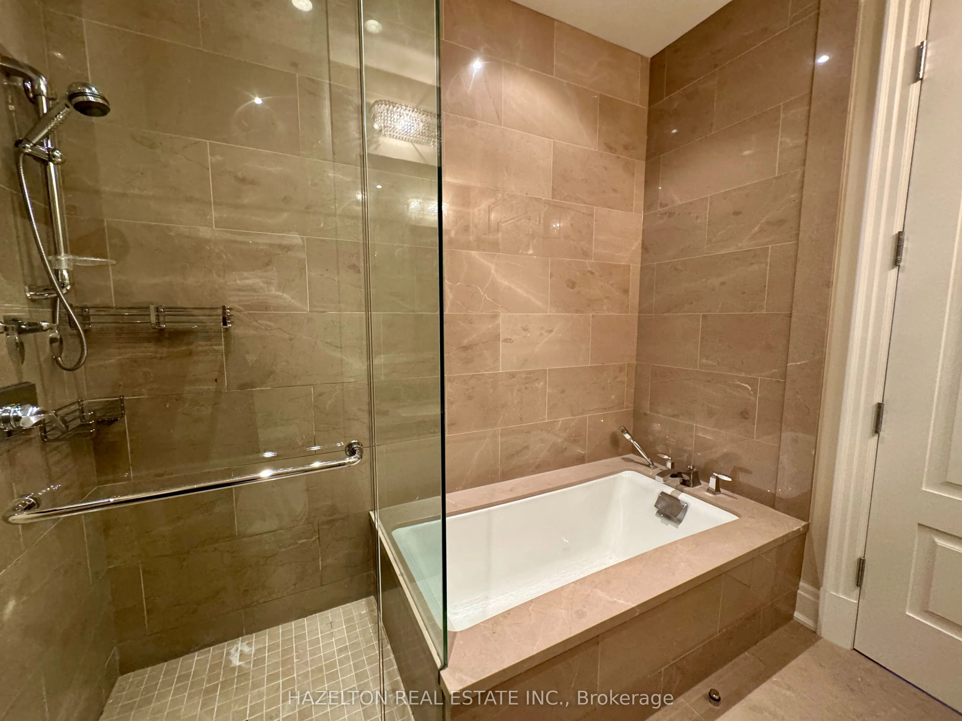 55 Scollard Street #902