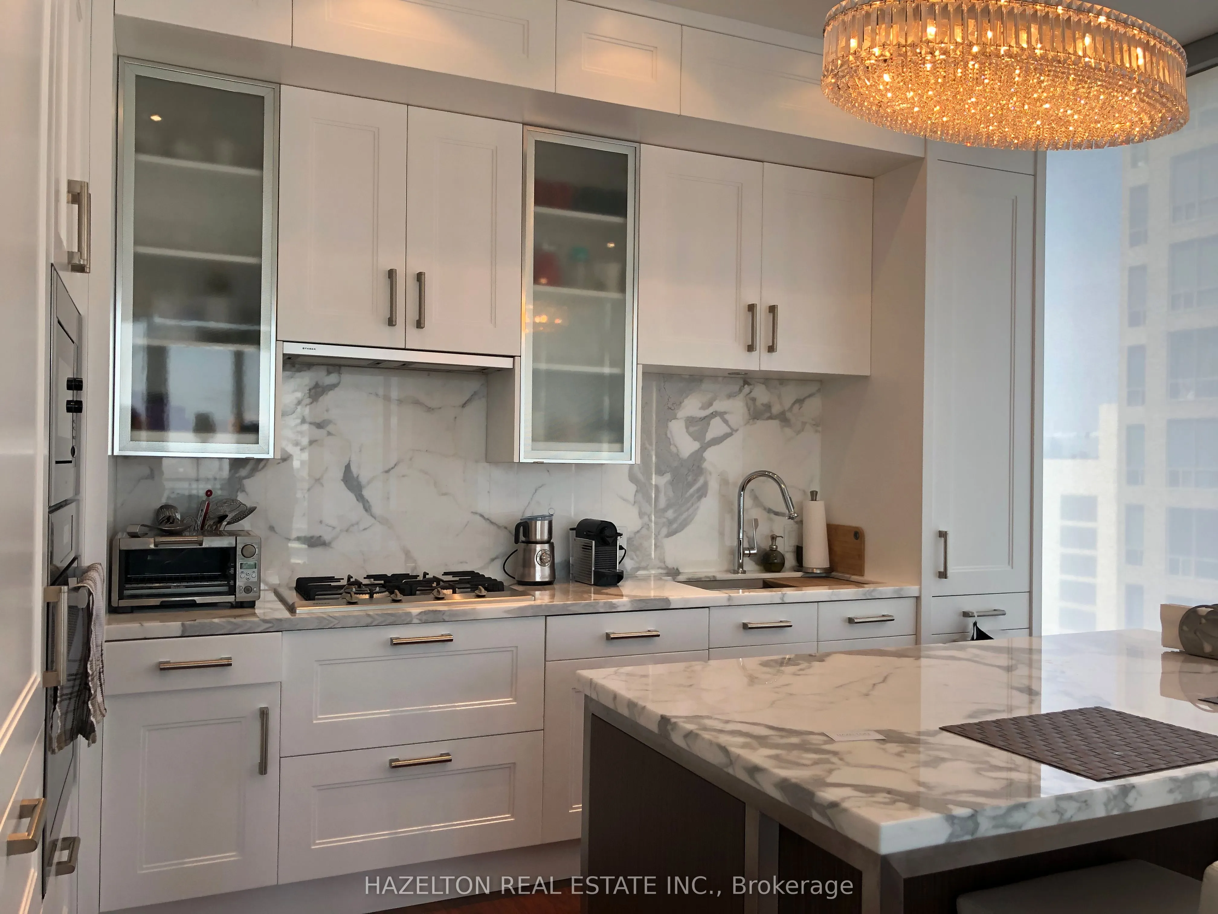 55 Scollard Street #902