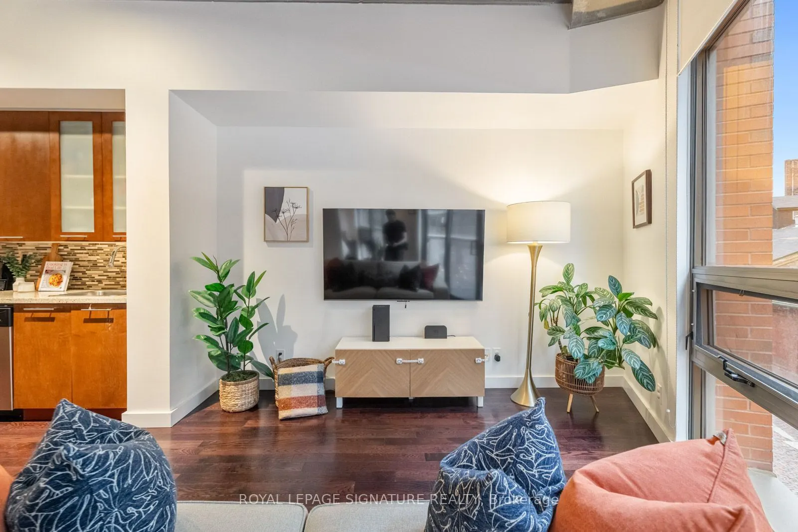 33 Mill Street #210