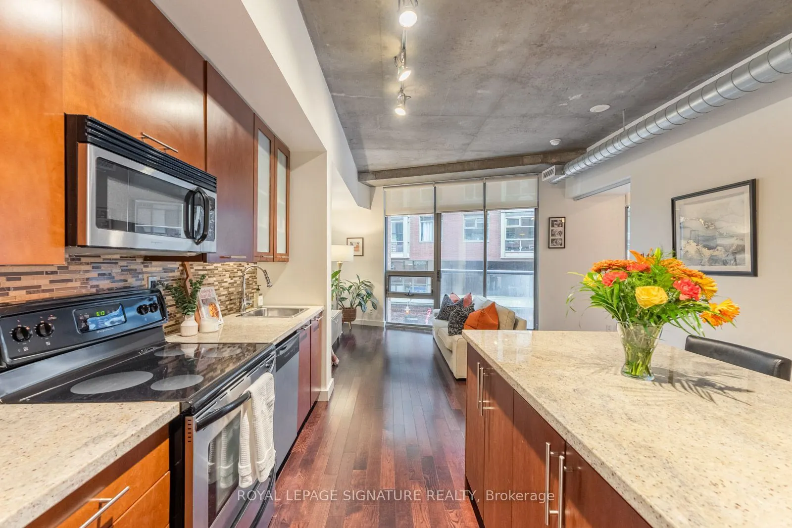 33 Mill Street #210