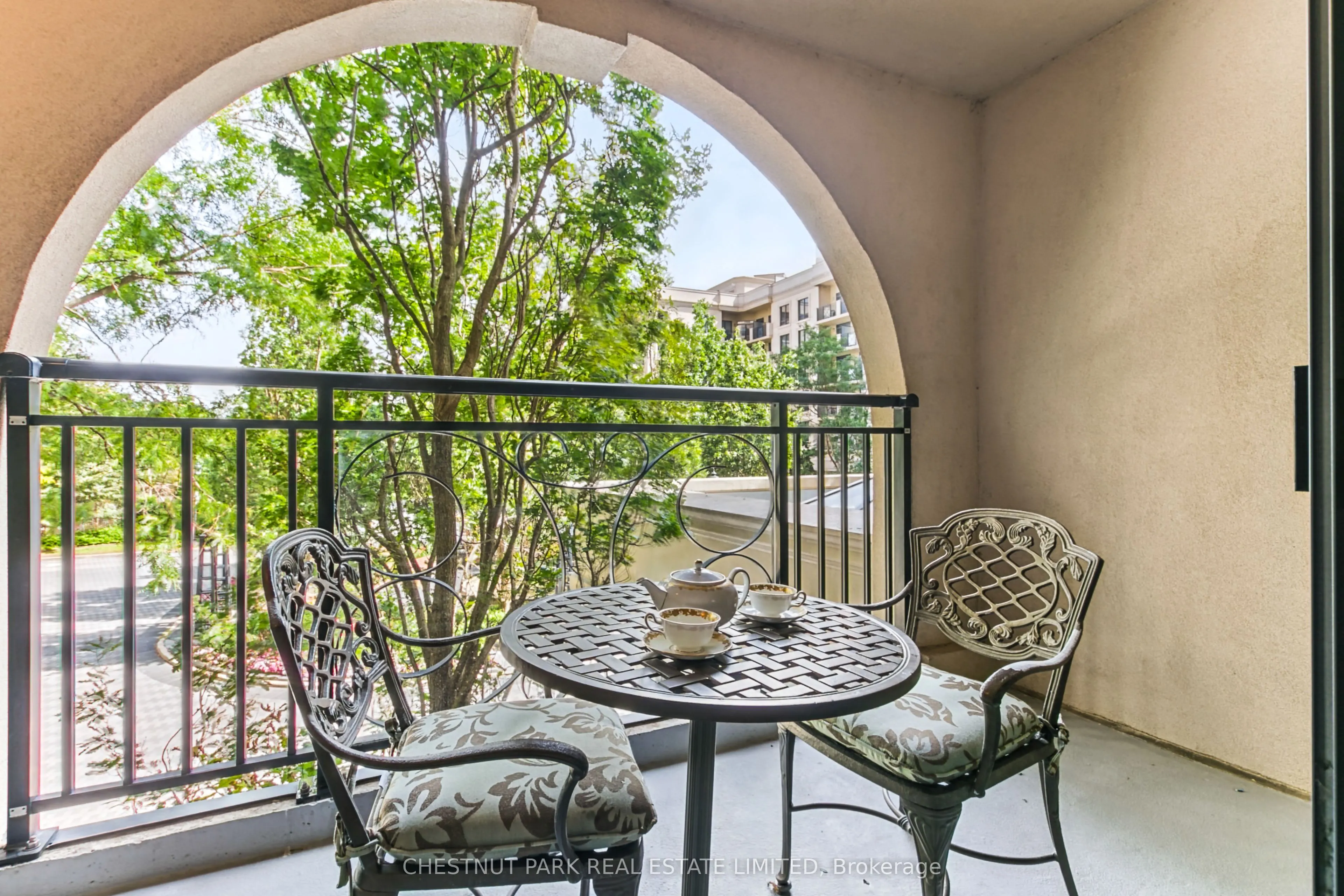660 Sheppard Avenue E #203B