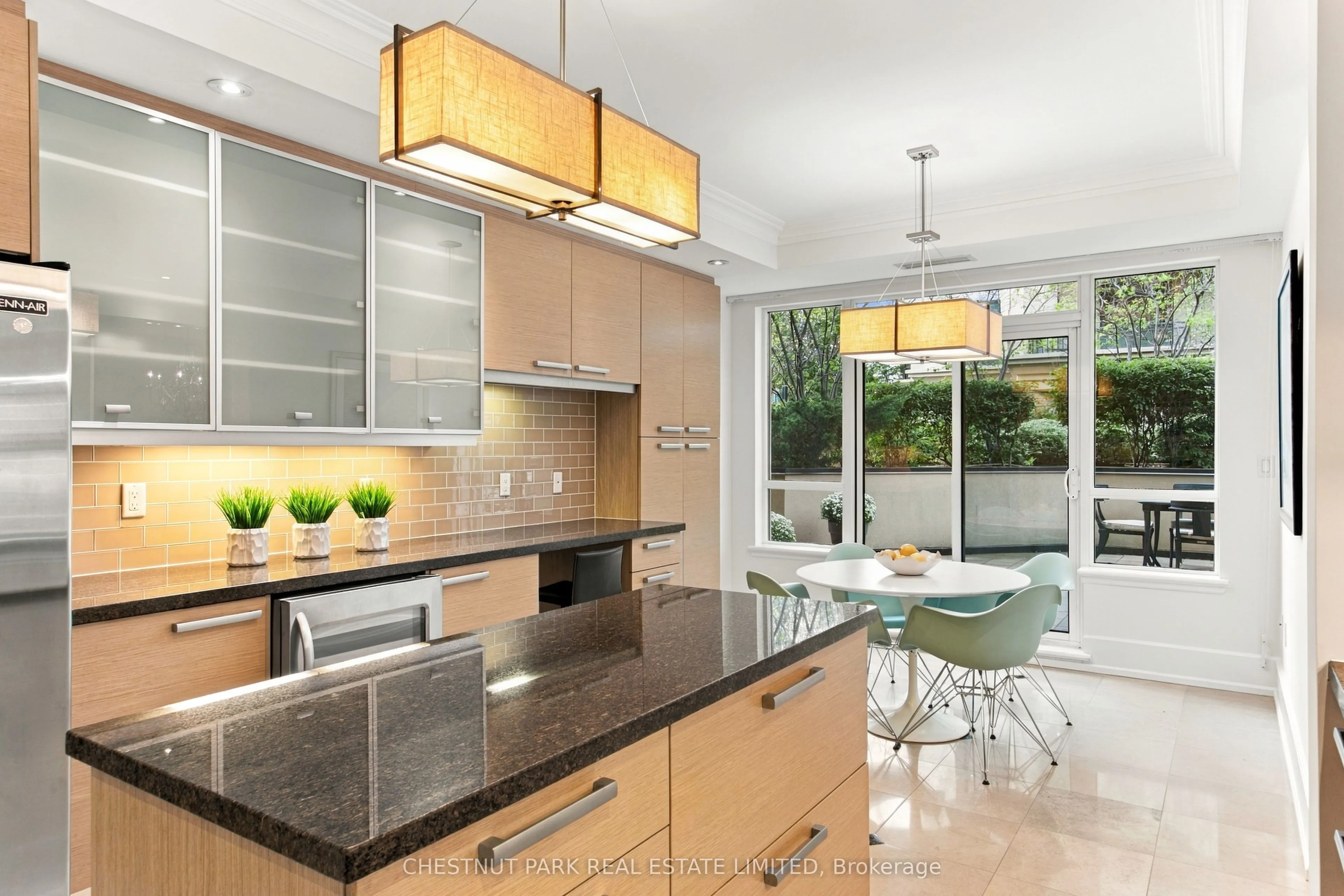 660 Sheppard Avenue E #203B