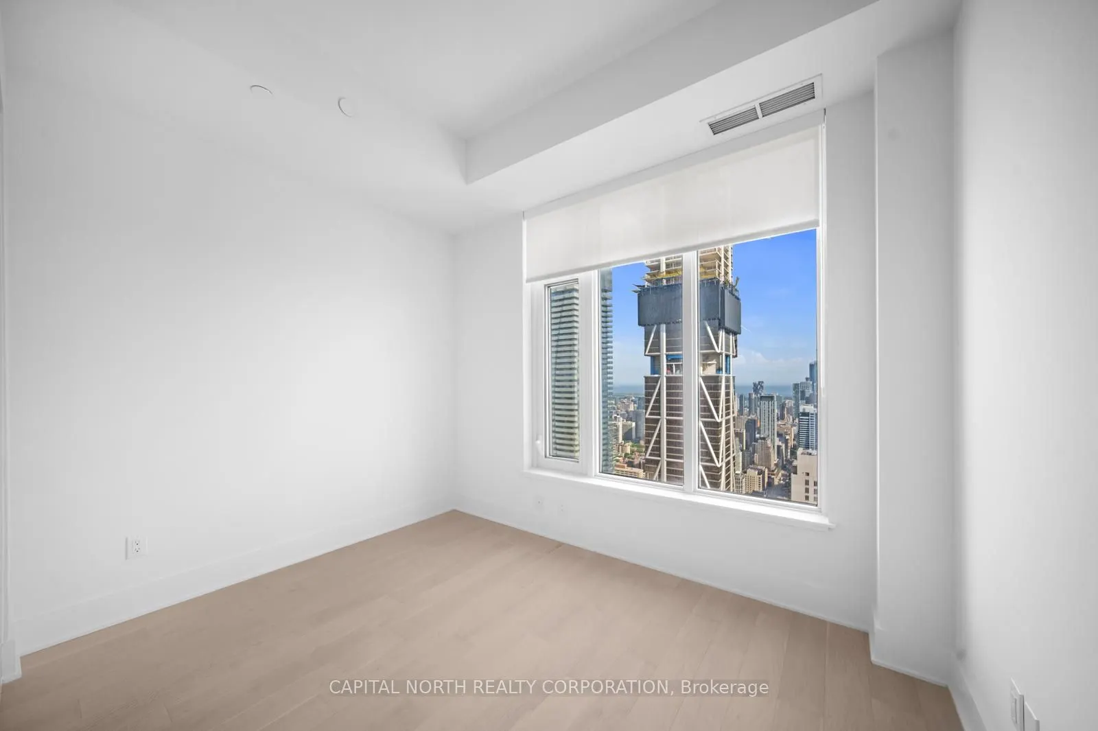 11 Yorkville Avenue #5908