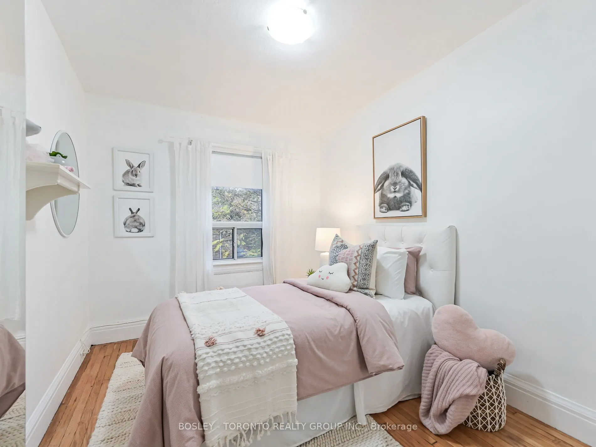 627 Dupont Street