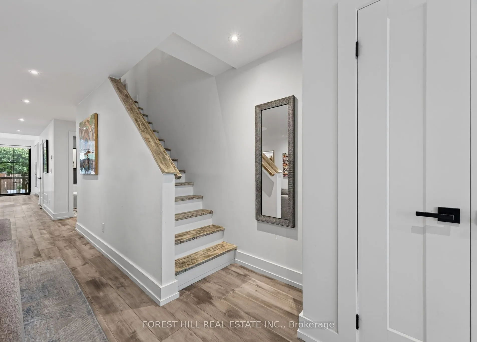 309 Wychwood Avenue